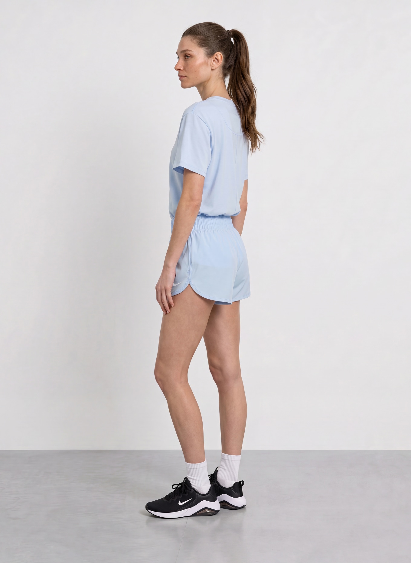 Nike Funktionsshirt ONE RELAXED: HELLBLAU