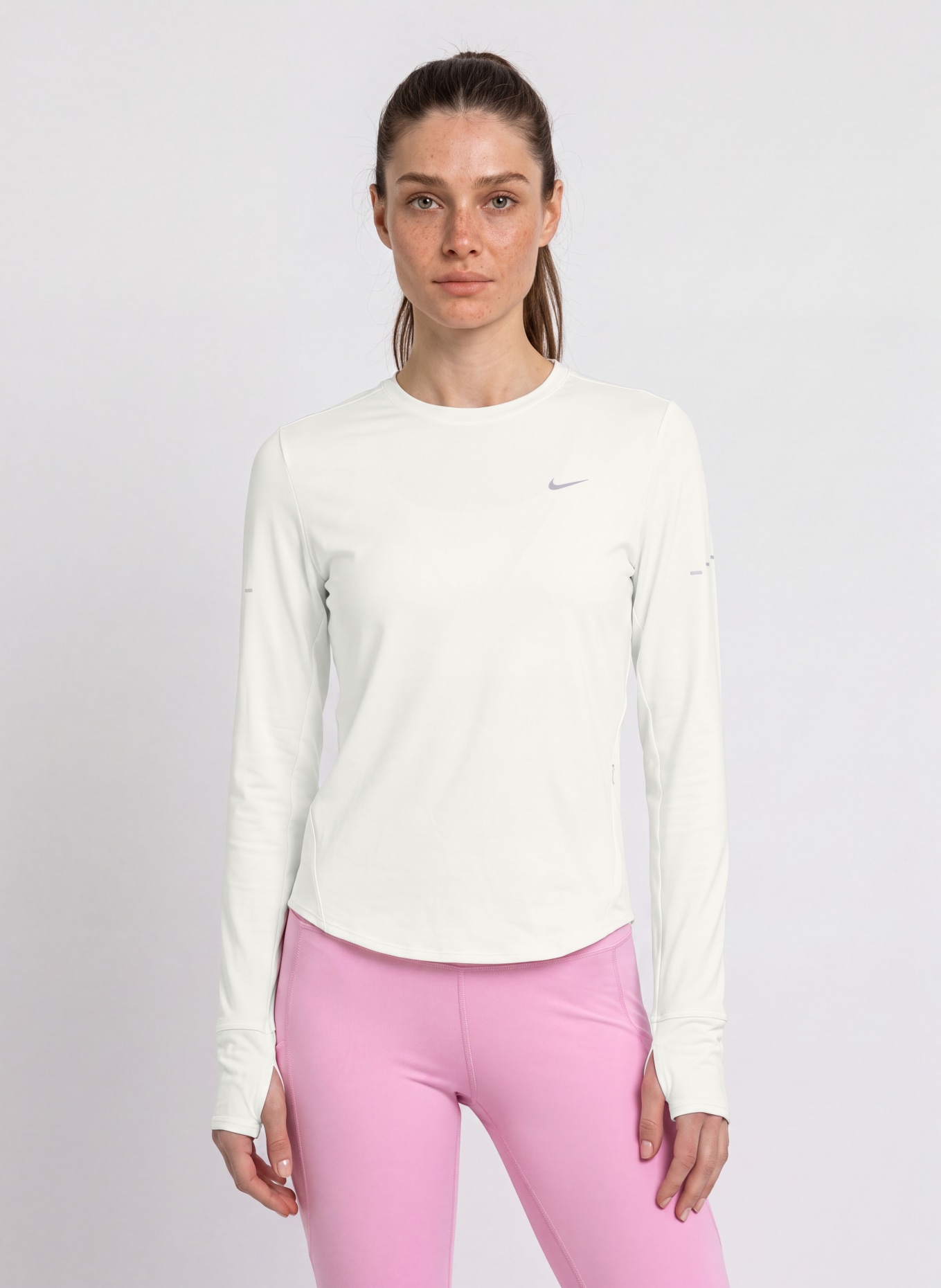 Nike Funkční tričko SWIFT: BÍLÁ