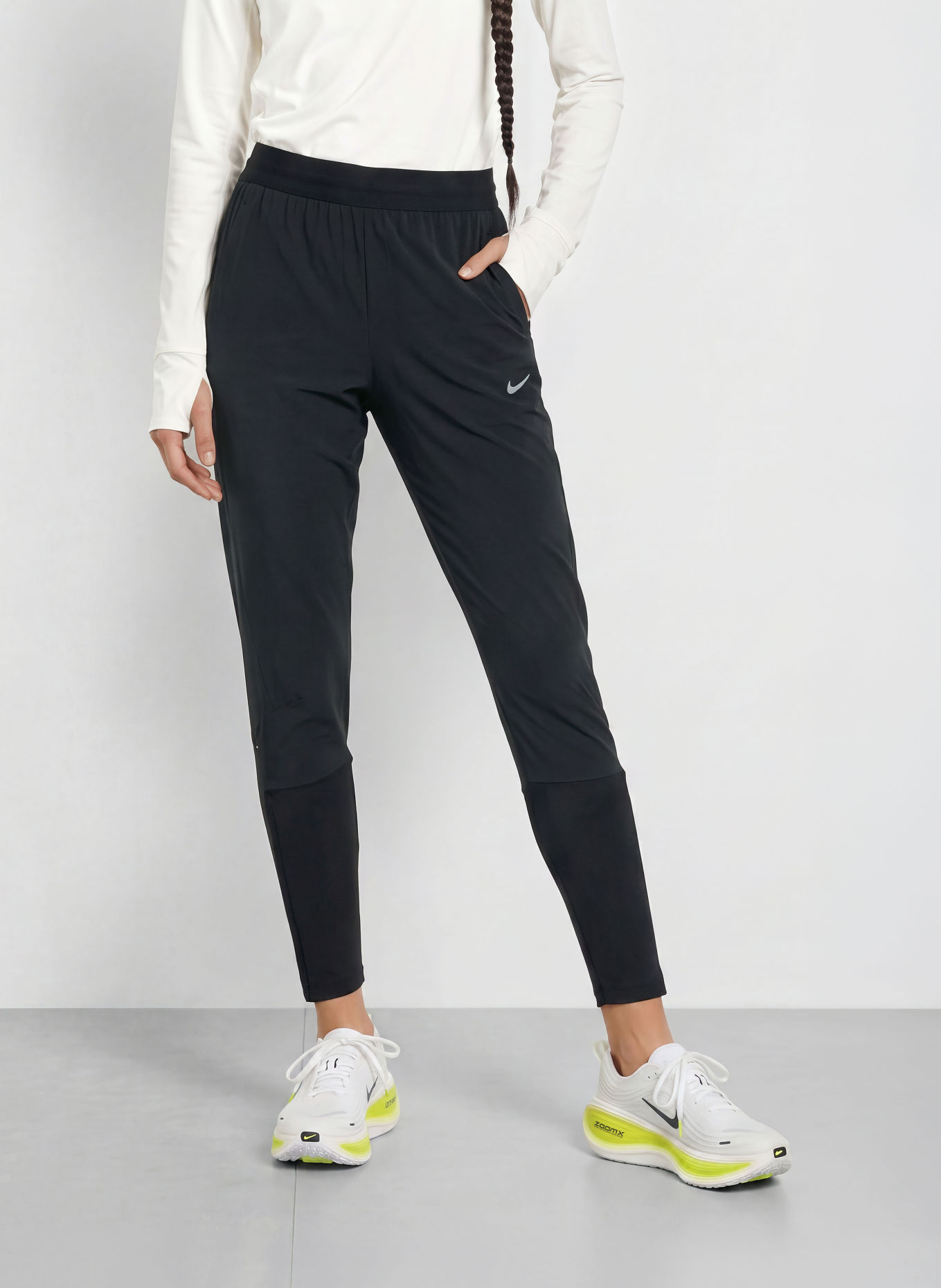 Nike Pantalon de course SWIFT: NOIR