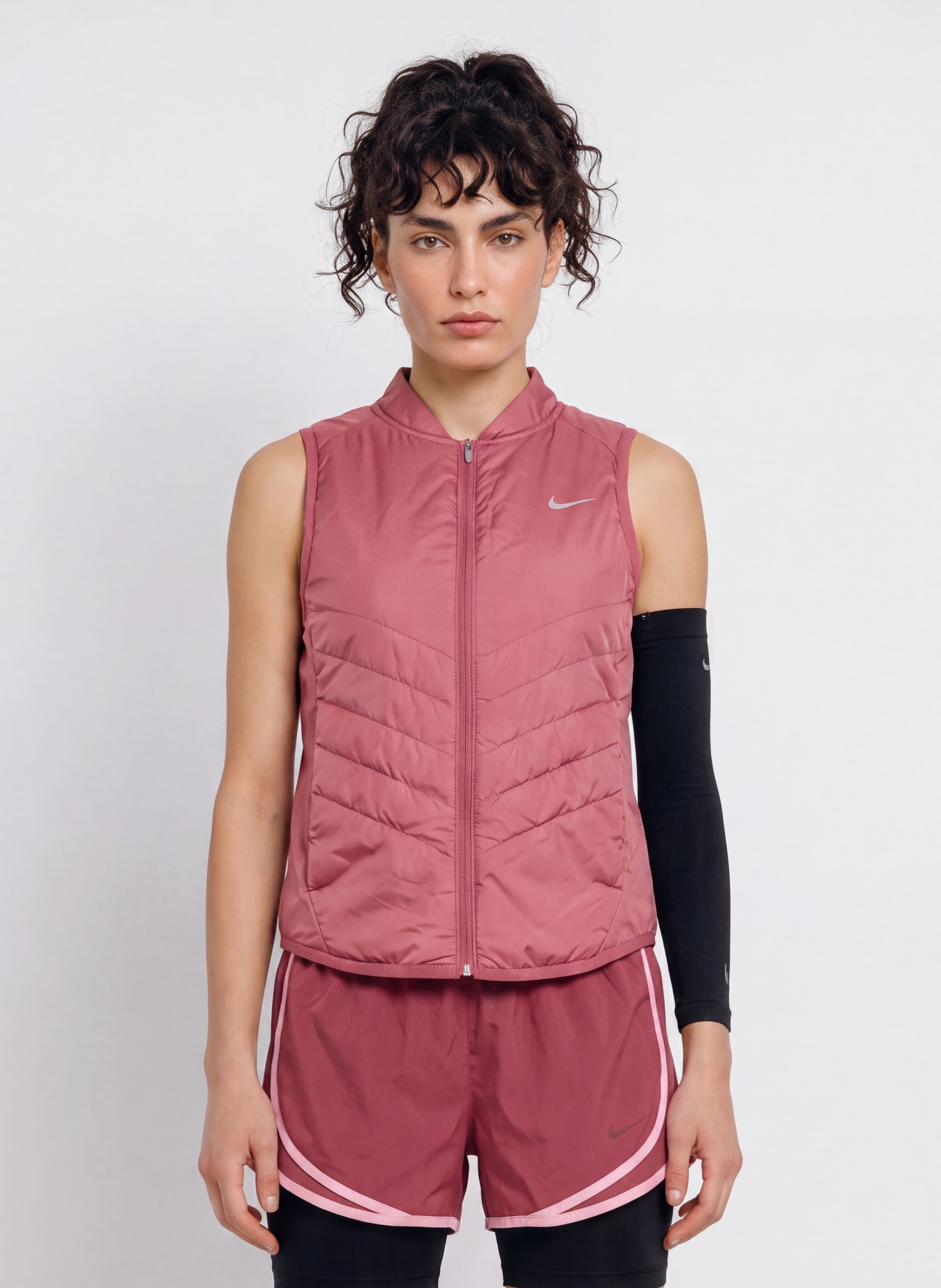 Nike Běžecká vesta TEMPO: STARORŮŽOVÁ