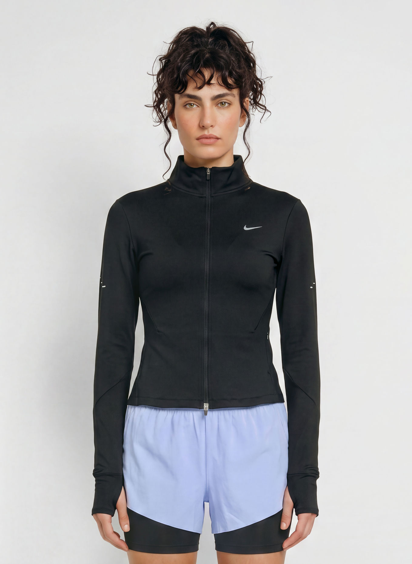 Nike Laufjacke SWIFT: SCHWARZ