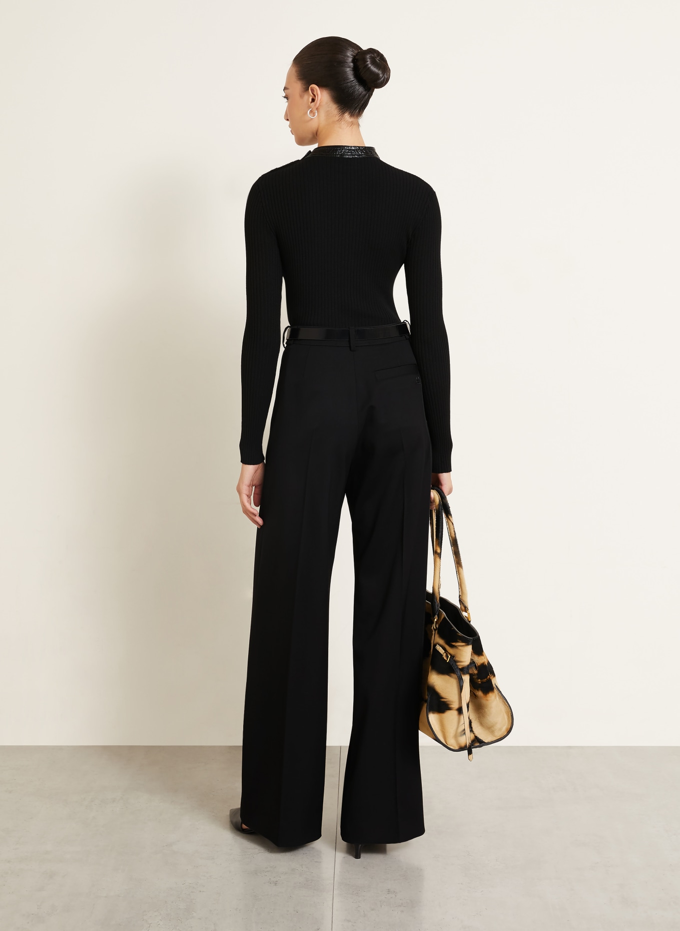 Courrèges Sweater: BLACK