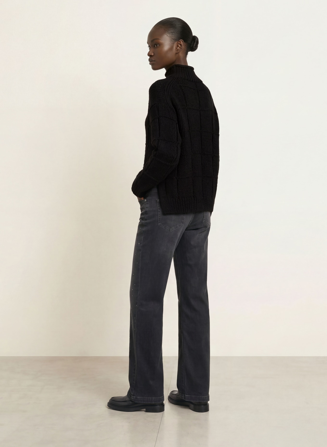 MARC CAIN Sweter z alpaki: 900 black new