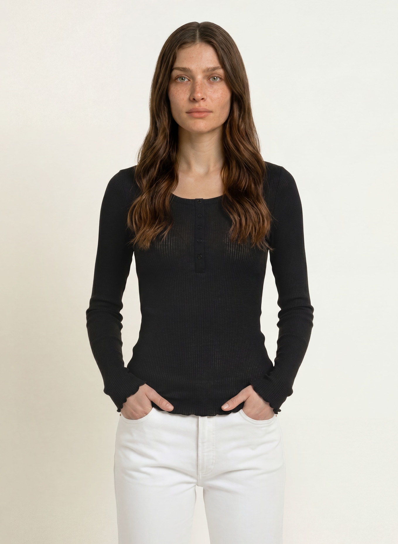 rosemunde Longsleeve: SCHWARZ