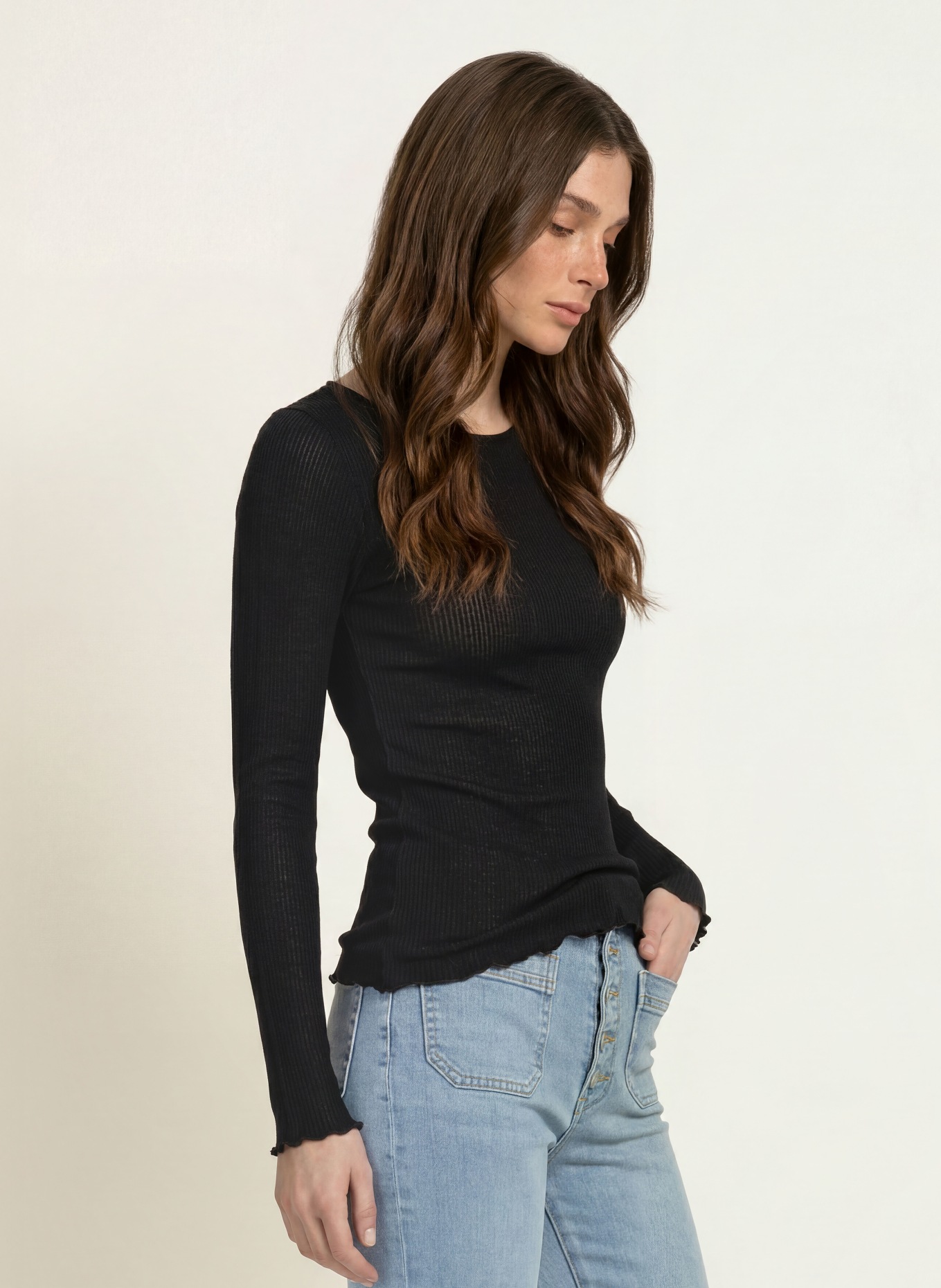 rosemunde Longsleeve: SCHWARZ