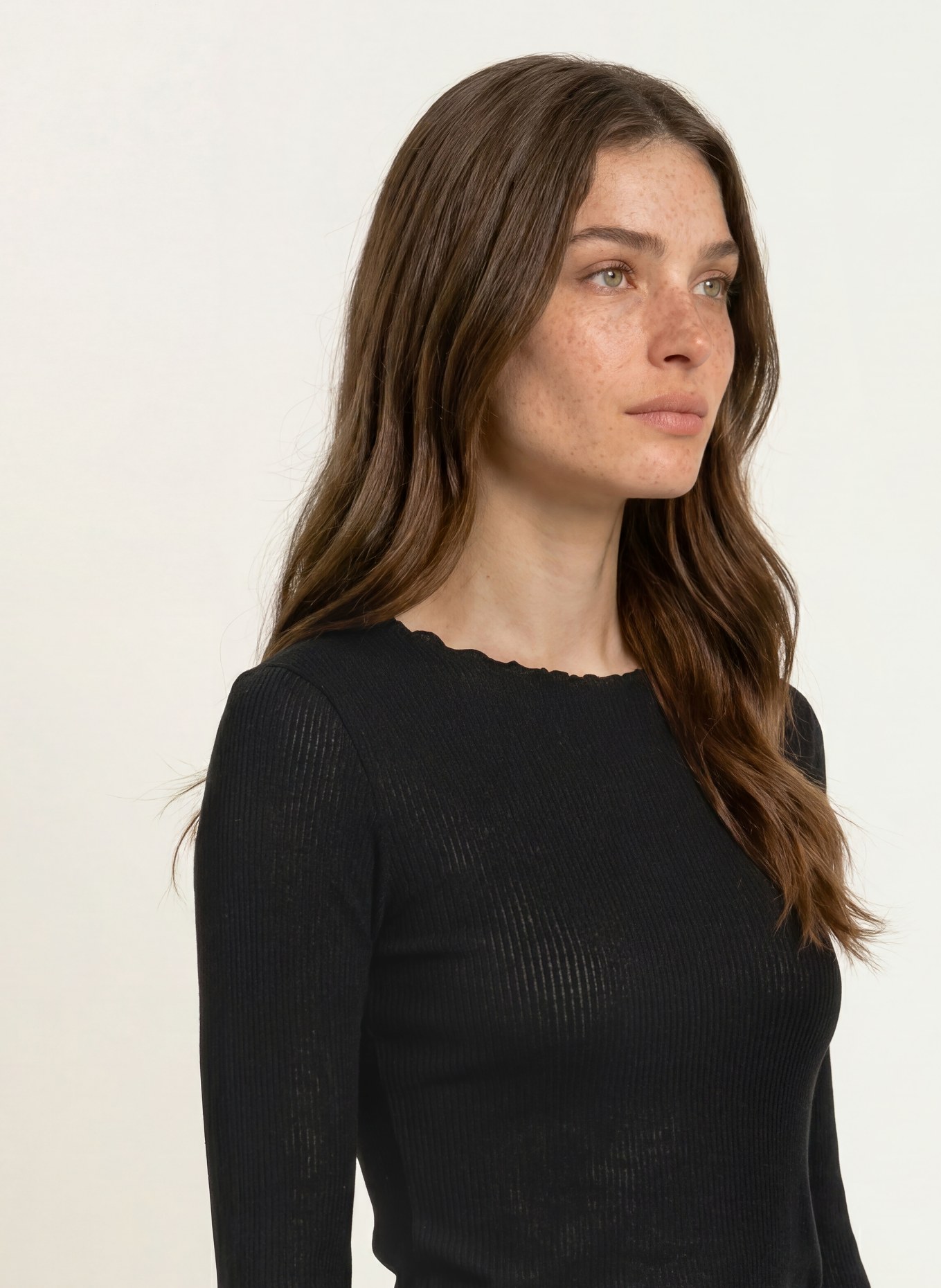 rosemunde Longsleeve: SCHWARZ