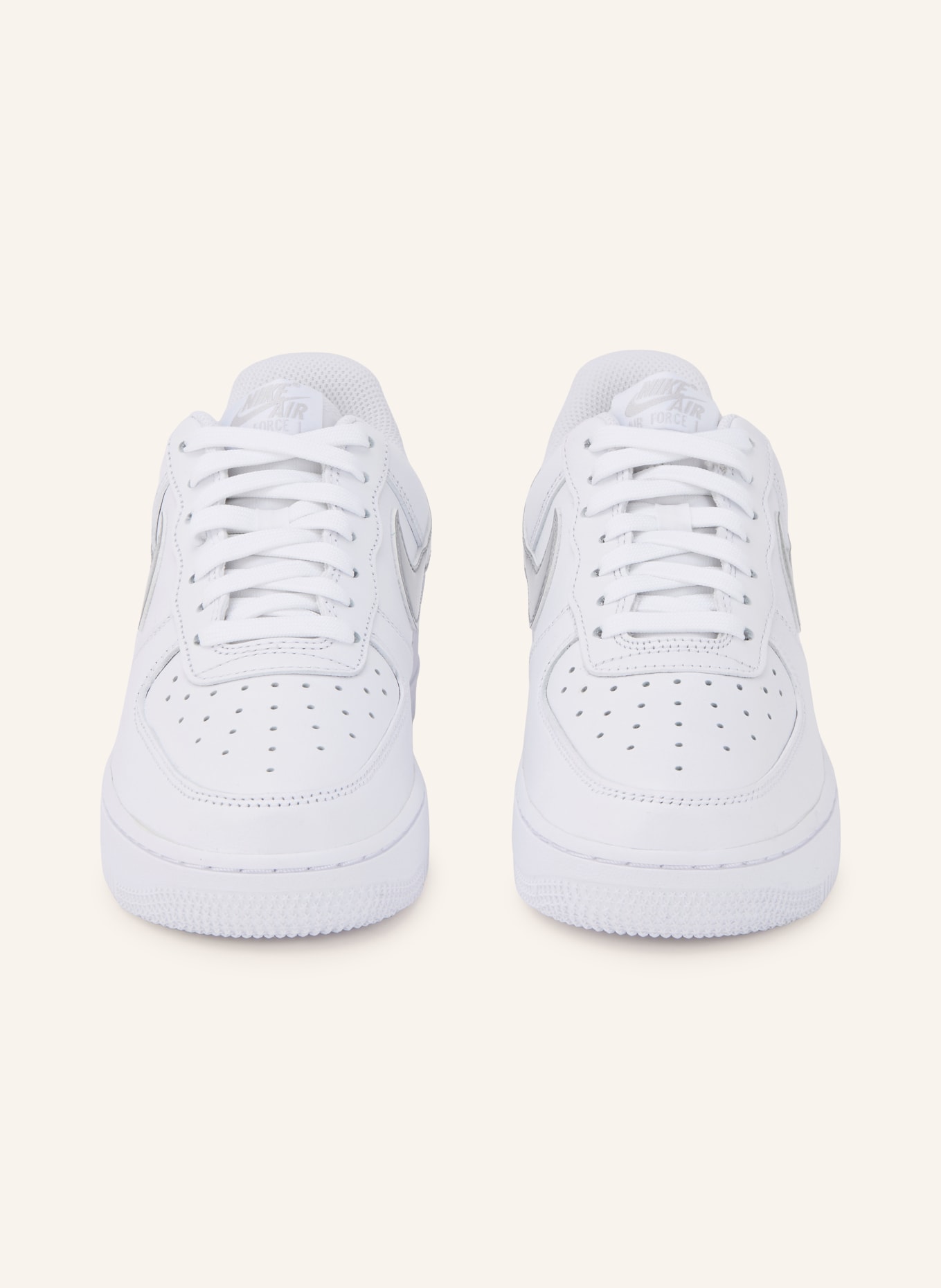 Nike Sneaker AIR FORCE 1 '07 SE: WEISS / SILBER