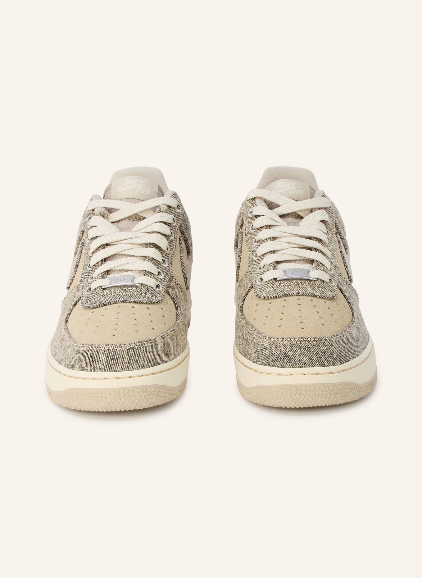 Nike AIR FORCE 1 '07 LV8 Sneakers: BEIGE / BLACK