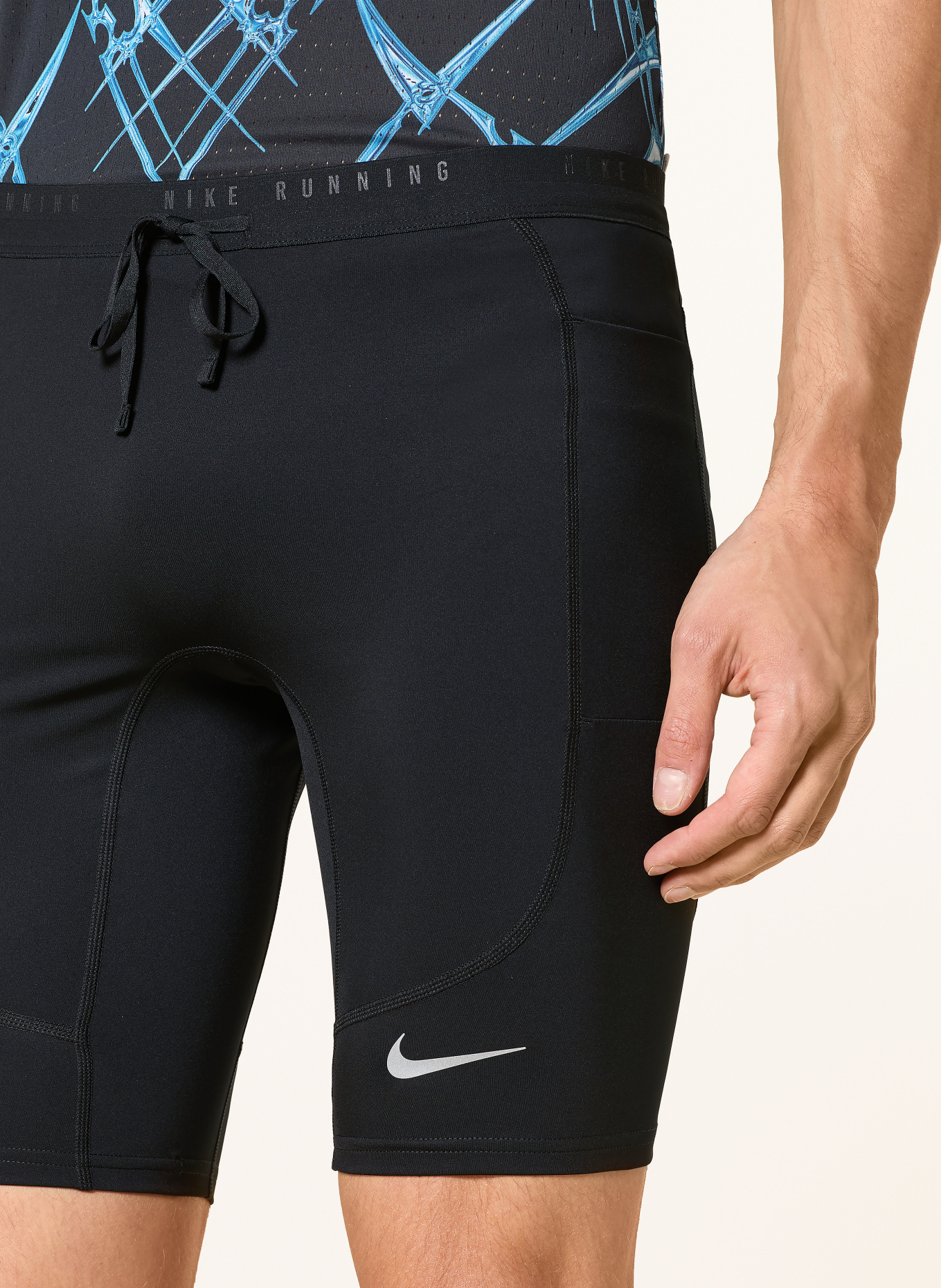 Nike STRIDE 2-in-1 running shorts: BLACK