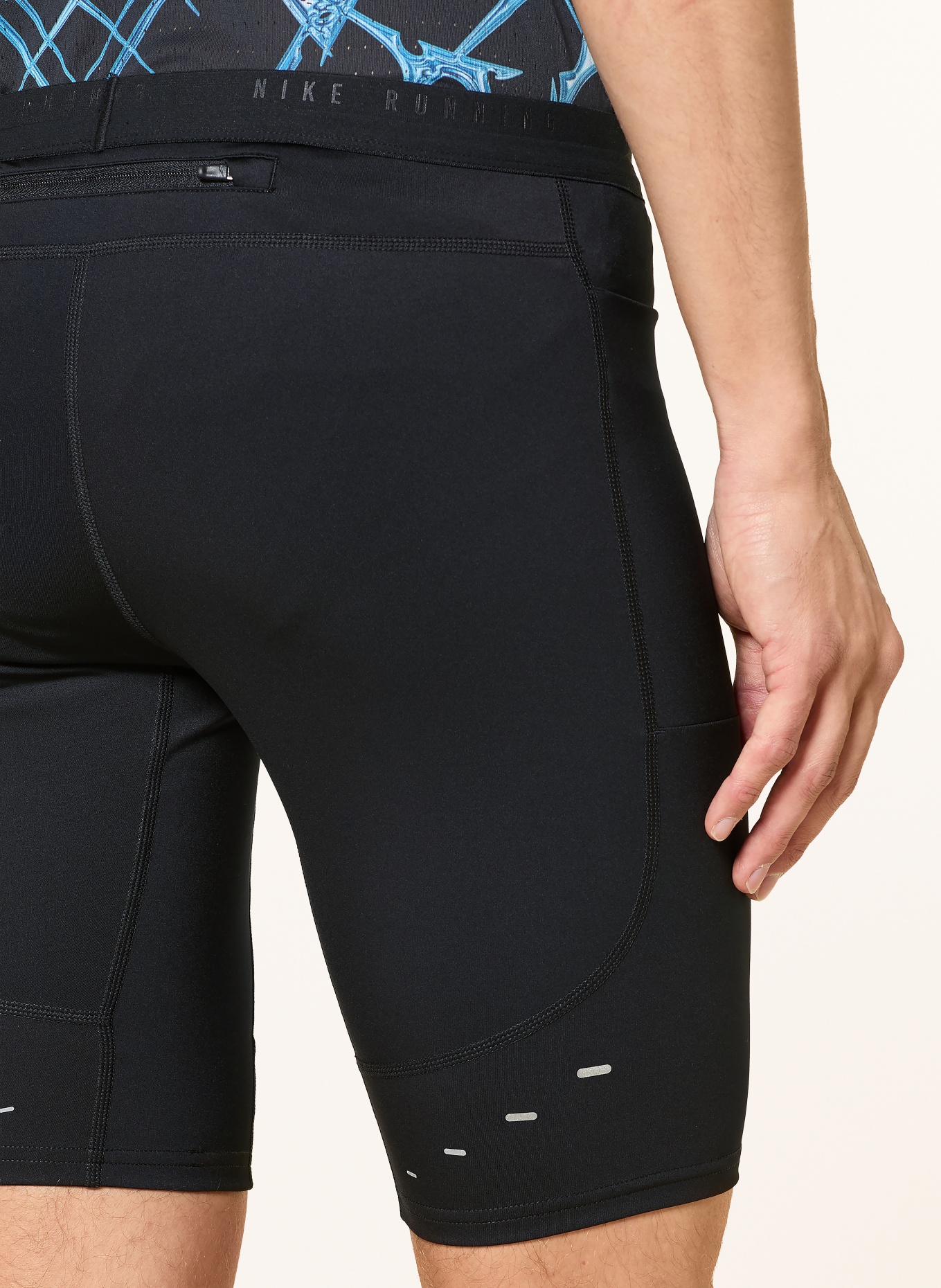 Nike STRIDE 2-in-1 running shorts: BLACK