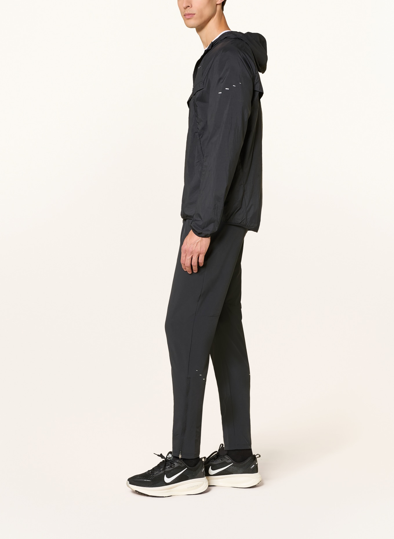 Nike Laufhose STRIDE: SCHWARZ