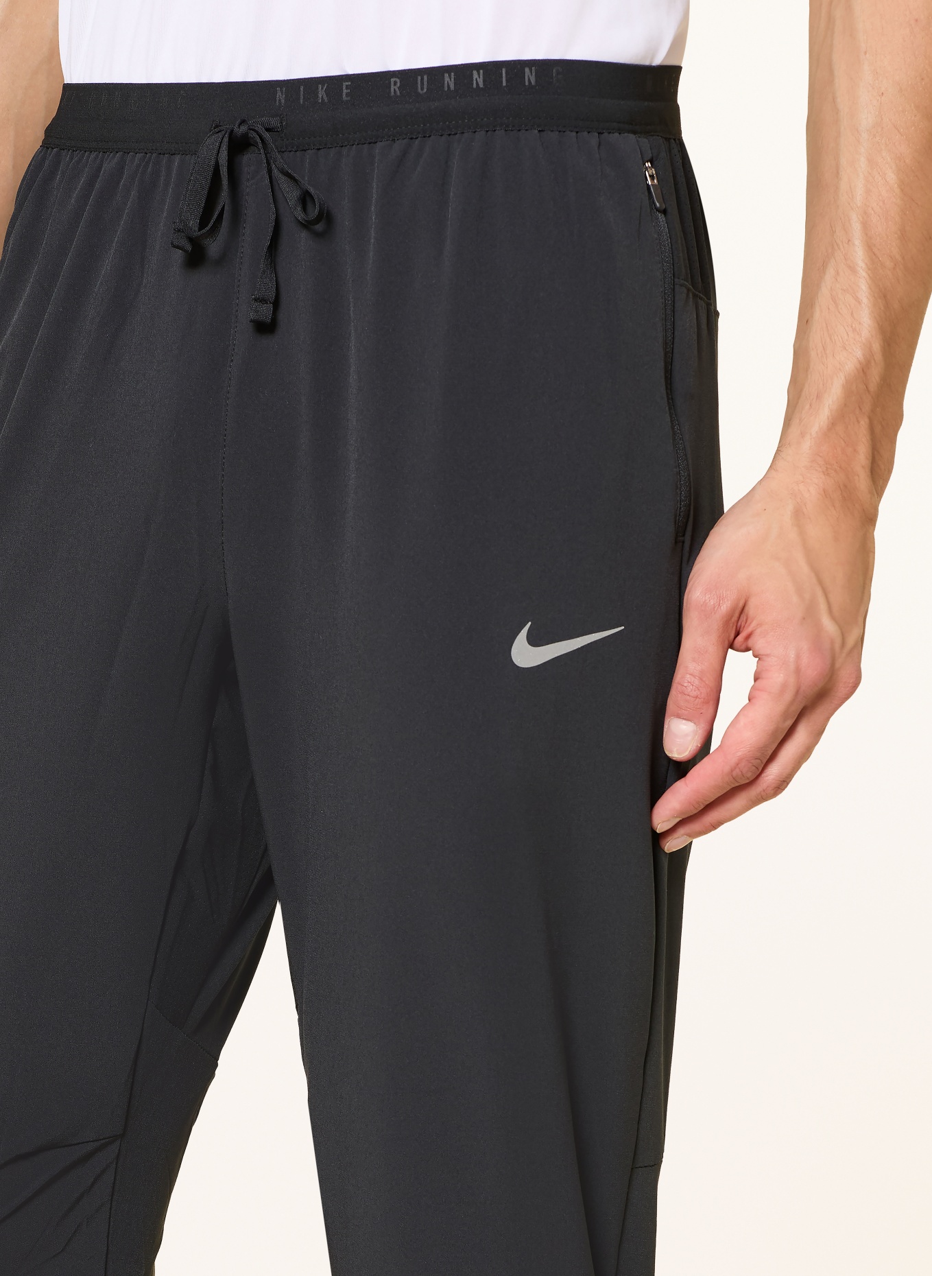 Nike Laufhose STRIDE: SCHWARZ