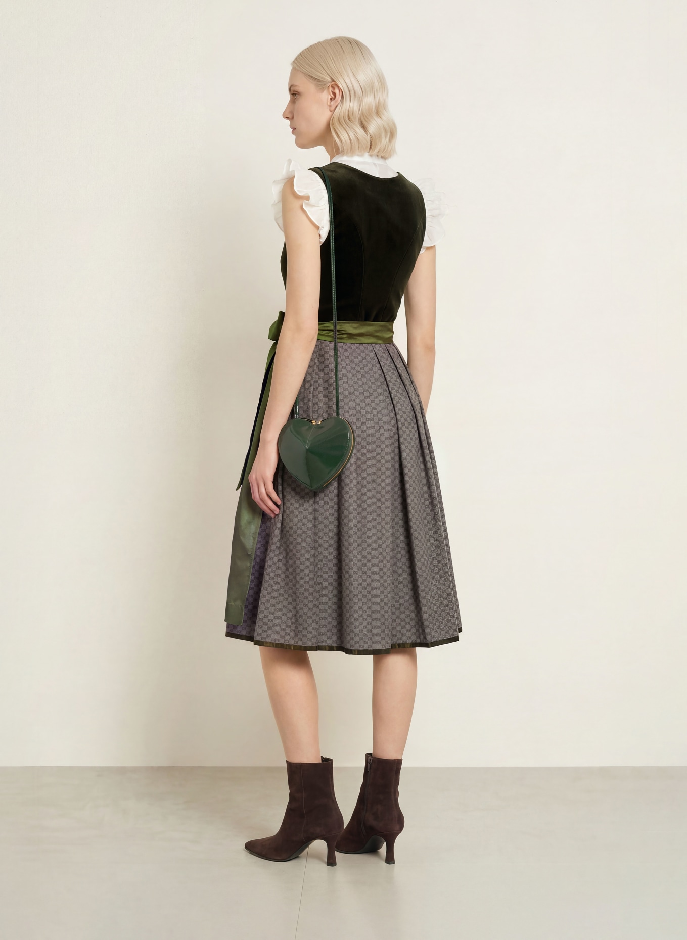 Johann & Johanna Dirndl: DARK GREEN / GRAY