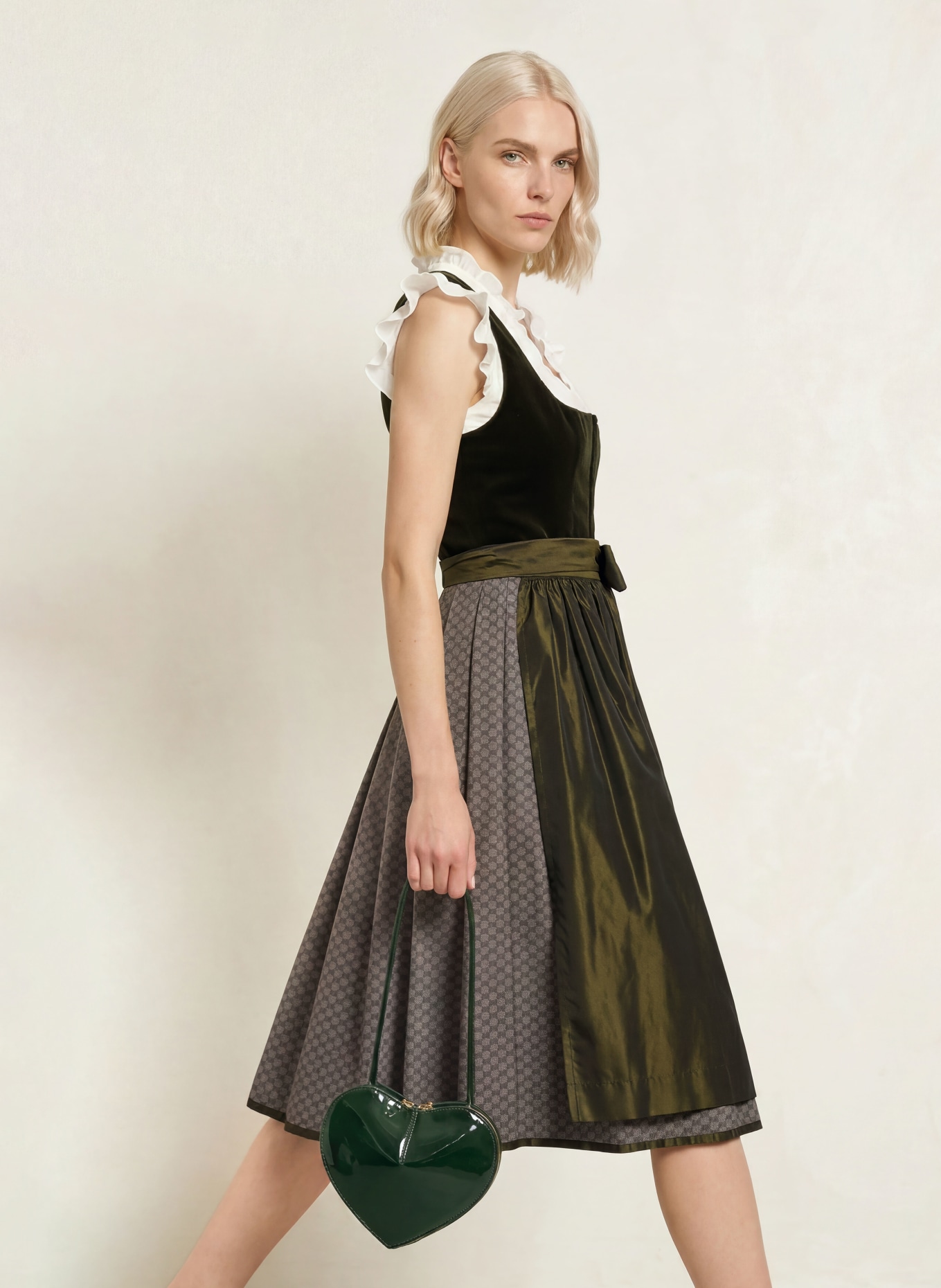 Johann & Johanna Dirndl: DARK GREEN / GRAY
