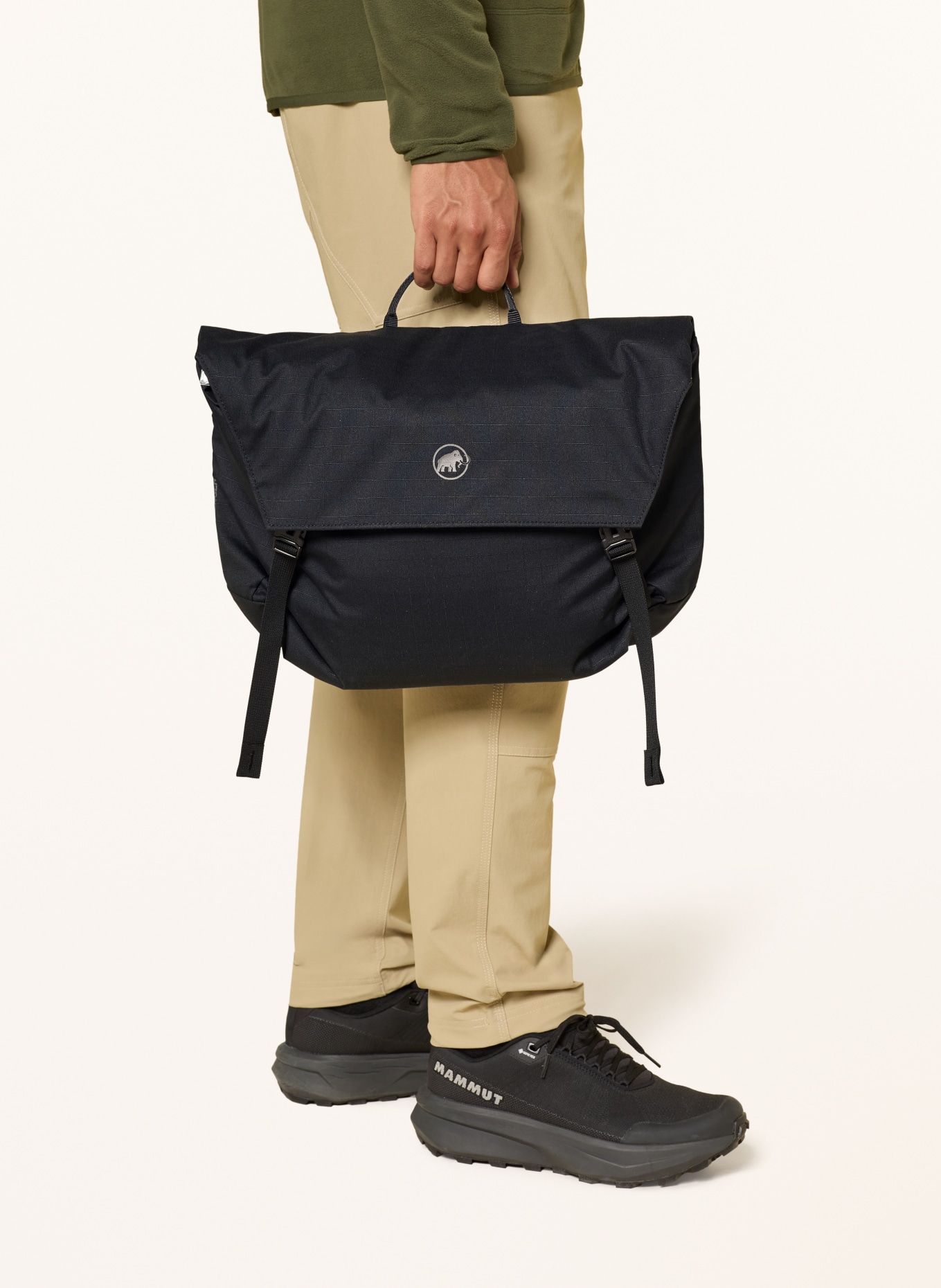 MAMMUT Messengertas ALTO 14: ZWART