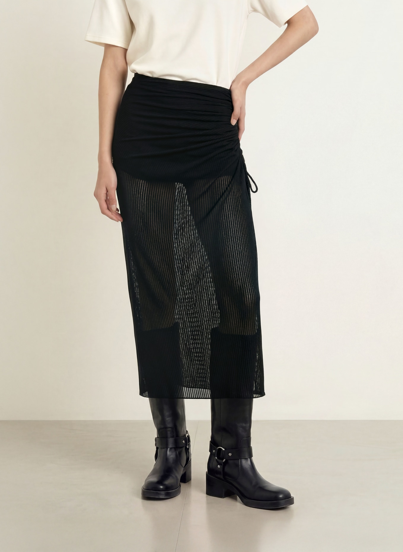 ESTHÉ Skirt: BLACK