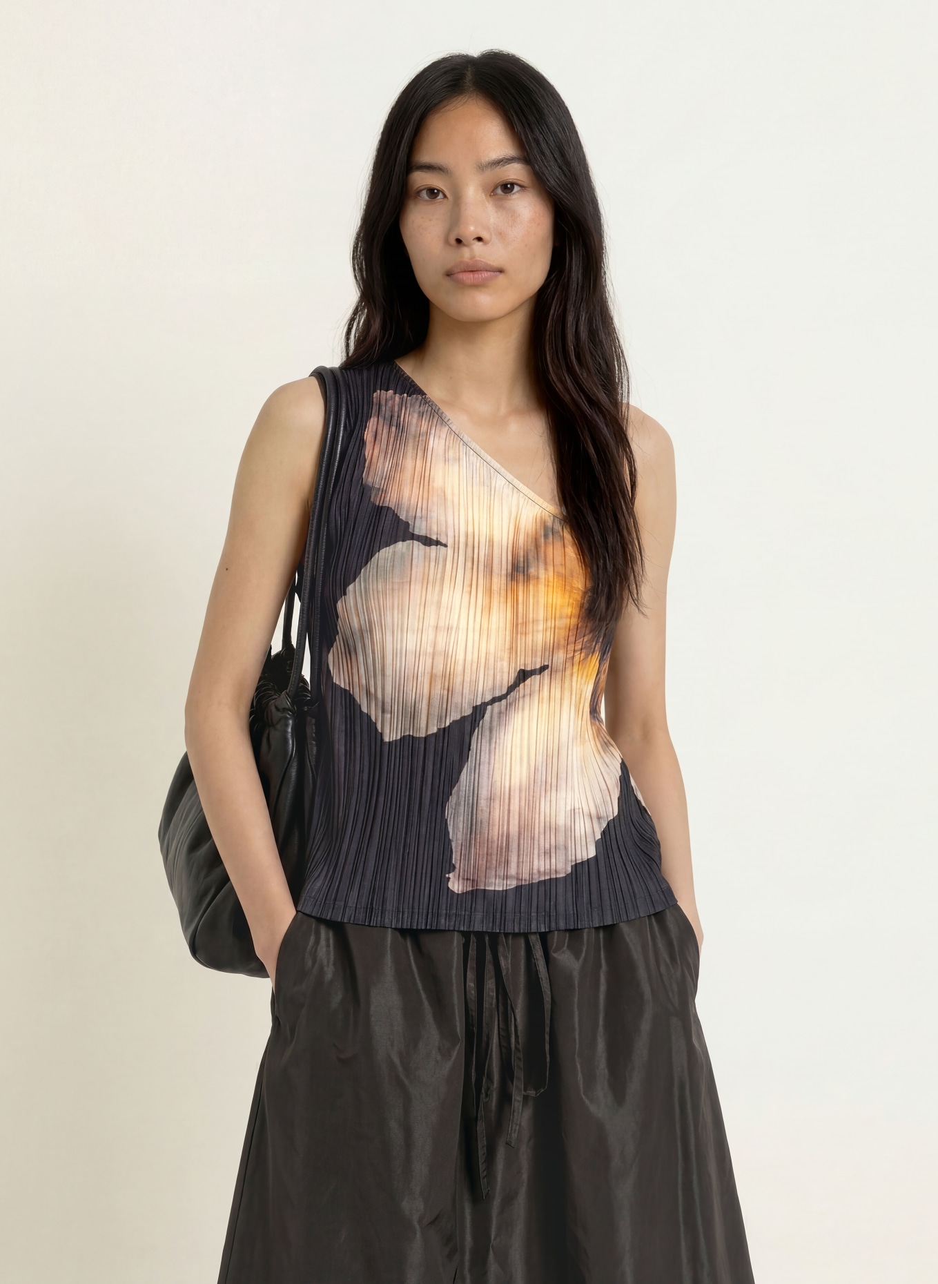 ESTHÉ One-Shoulder-Top mit Plissees: SCHWARZ / BEIGE / HELLGELB