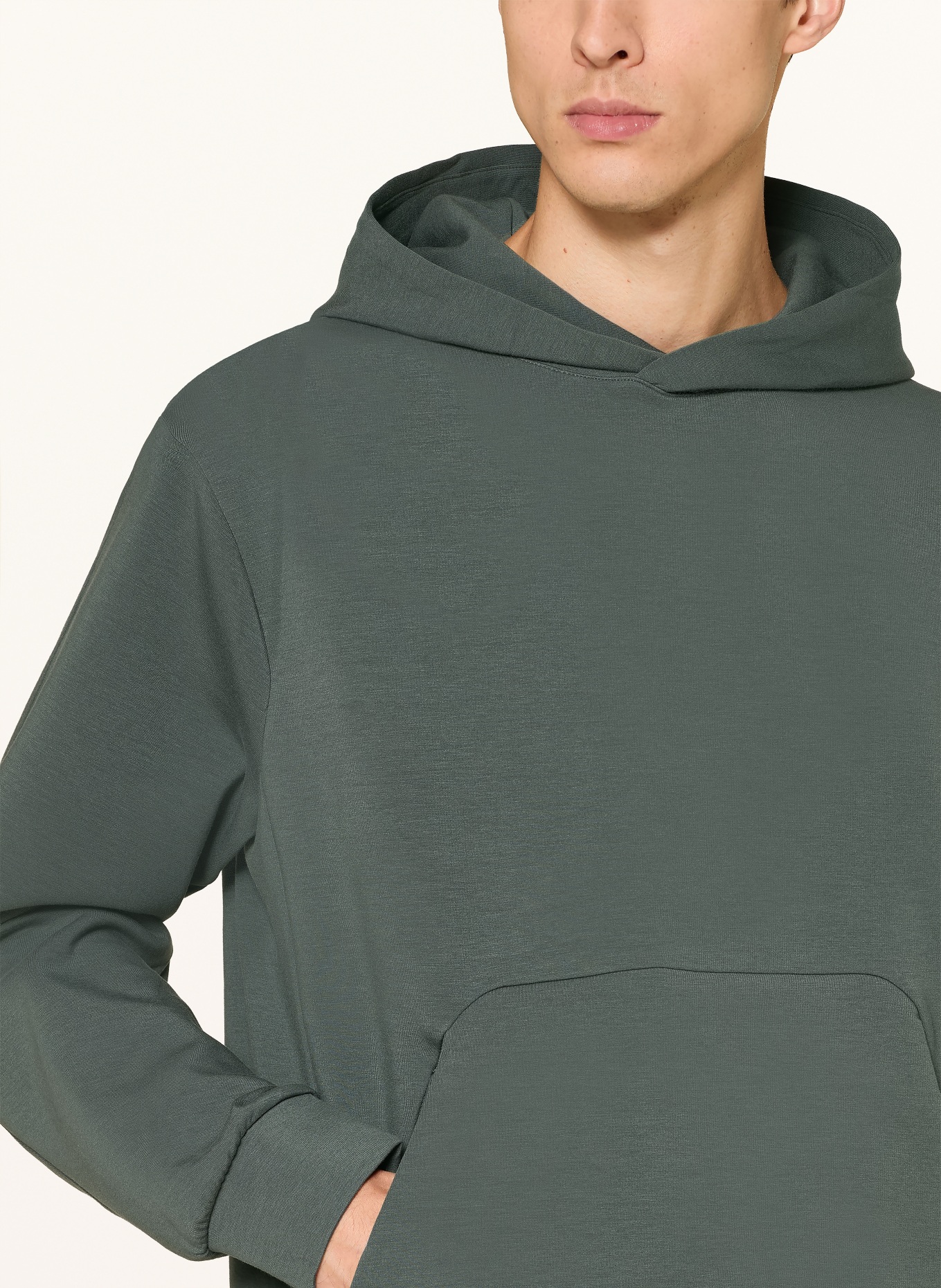 Nike Hoodie 24.7 IMPOSSIBLYSOFT: GRÜN