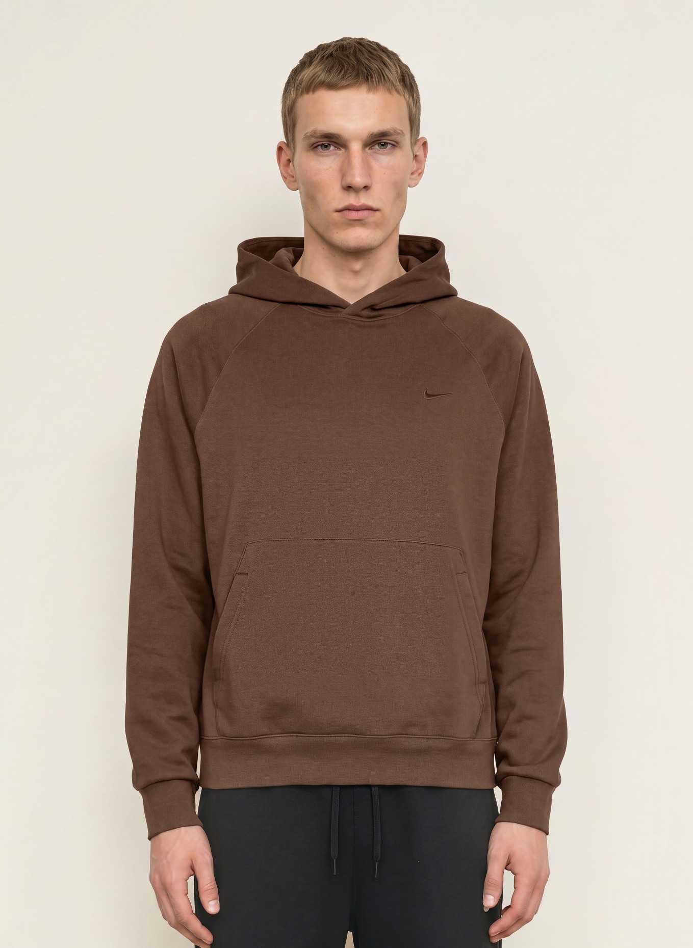 Nike Hoodie PRIMARY NANOKNIT: BRAUN