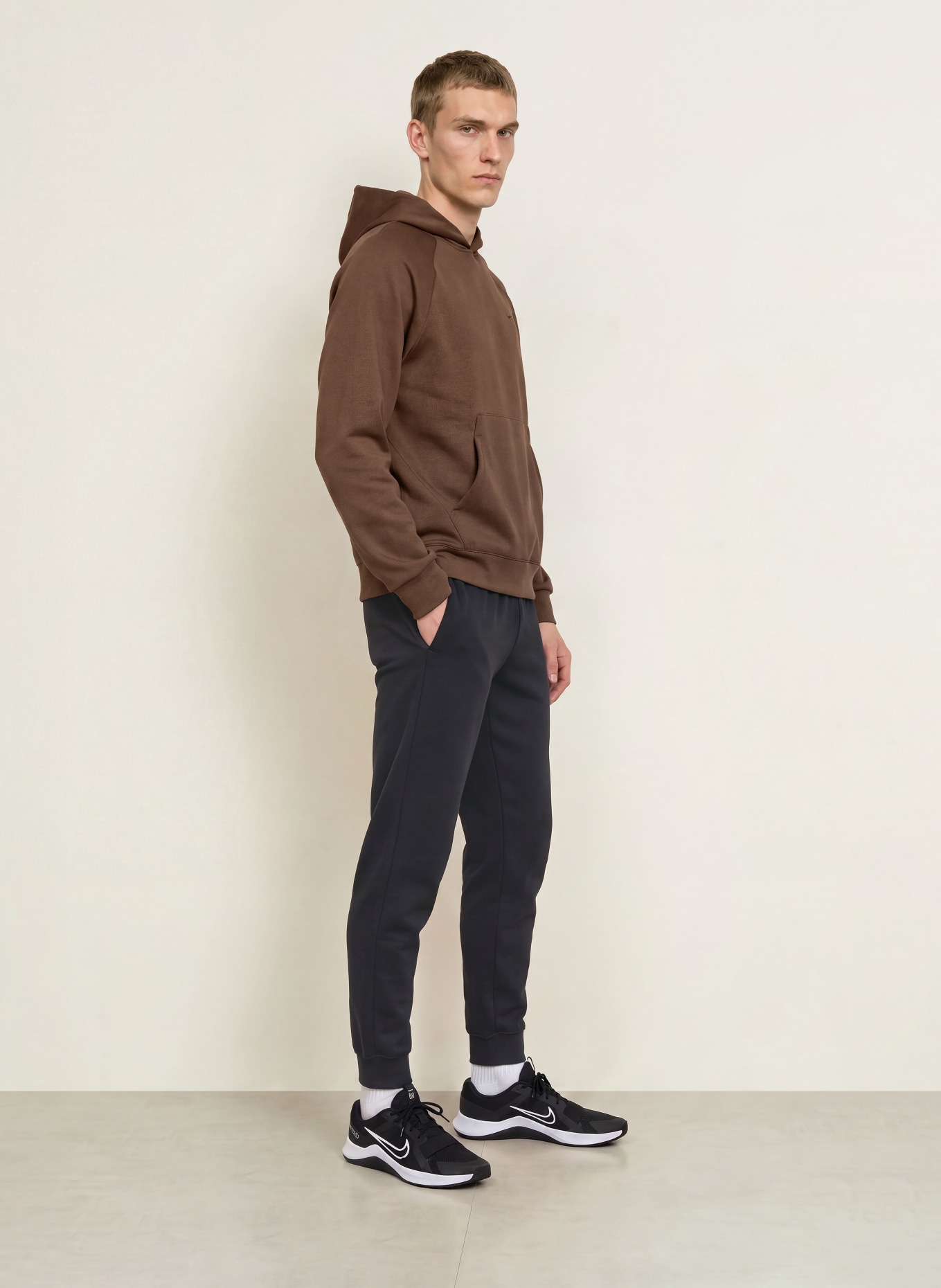 Nike Hoodie PRIMARY NANOKNIT: BRAUN