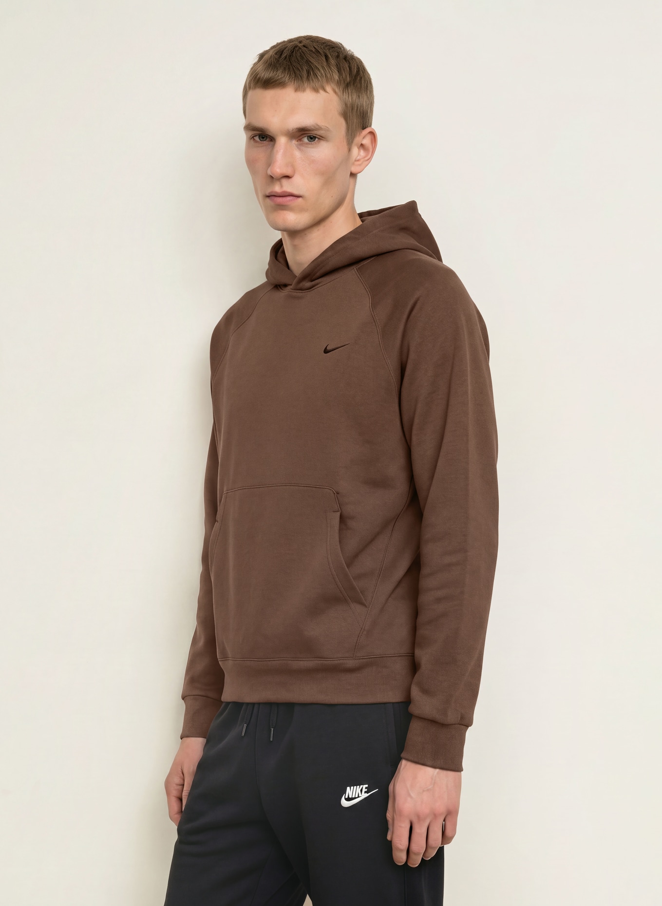 Nike Hoodie PRIMARY NANOKNIT: BRAUN