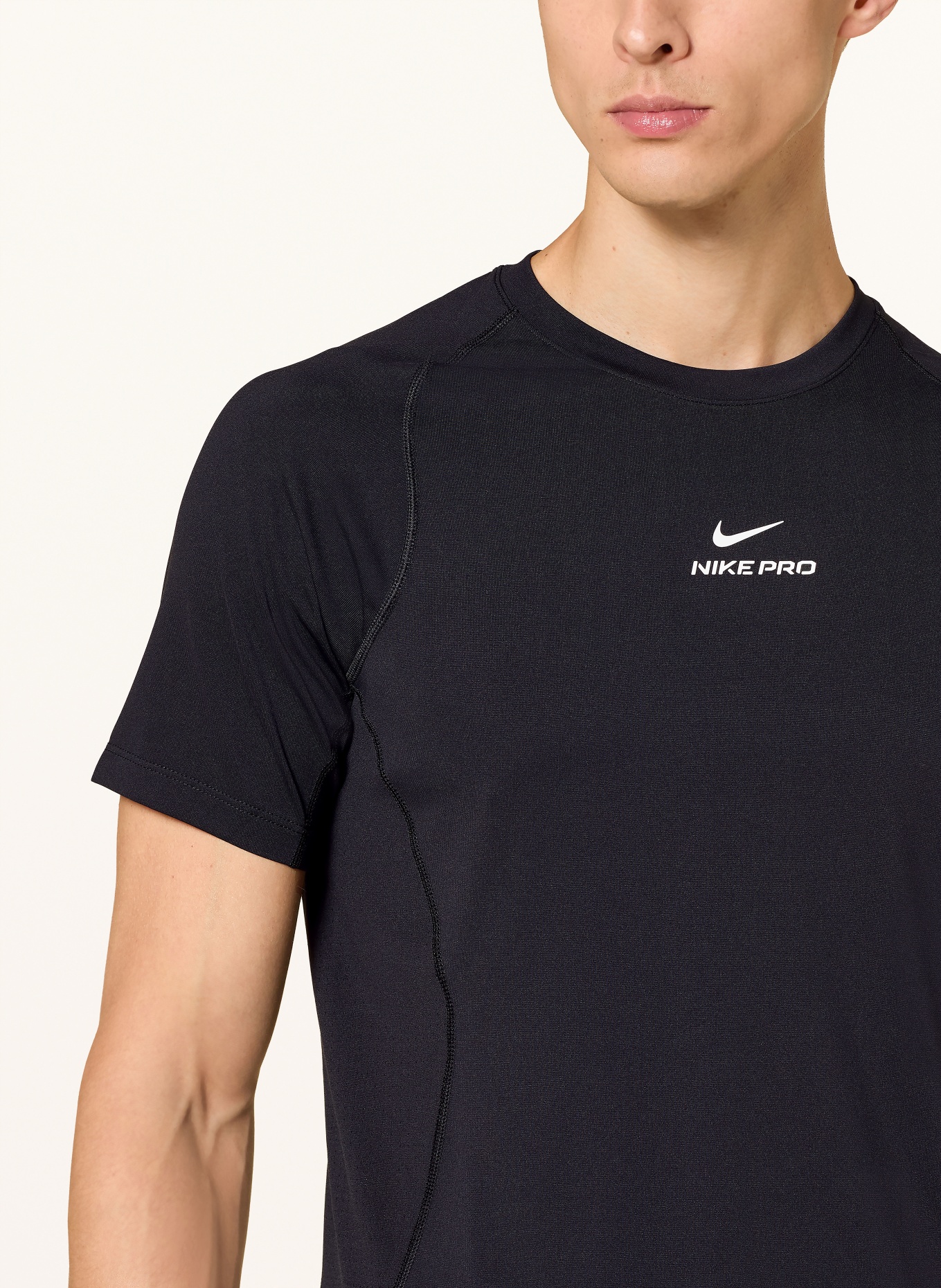 Nike Funktionsshirt PRO TRAINING: SCHWARZ / WEISS