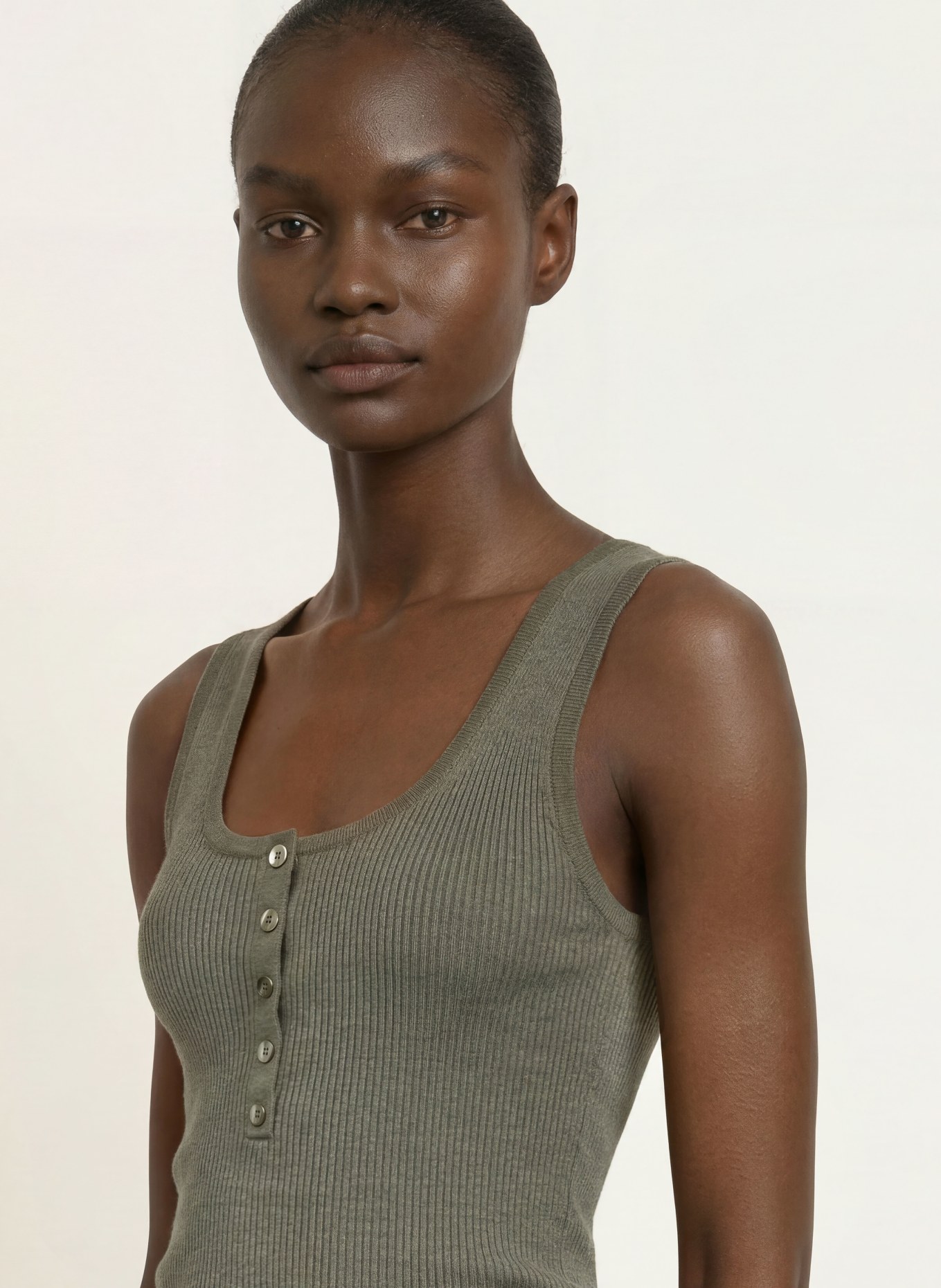 BOSS Top FAFFLESIA: OLIVEN