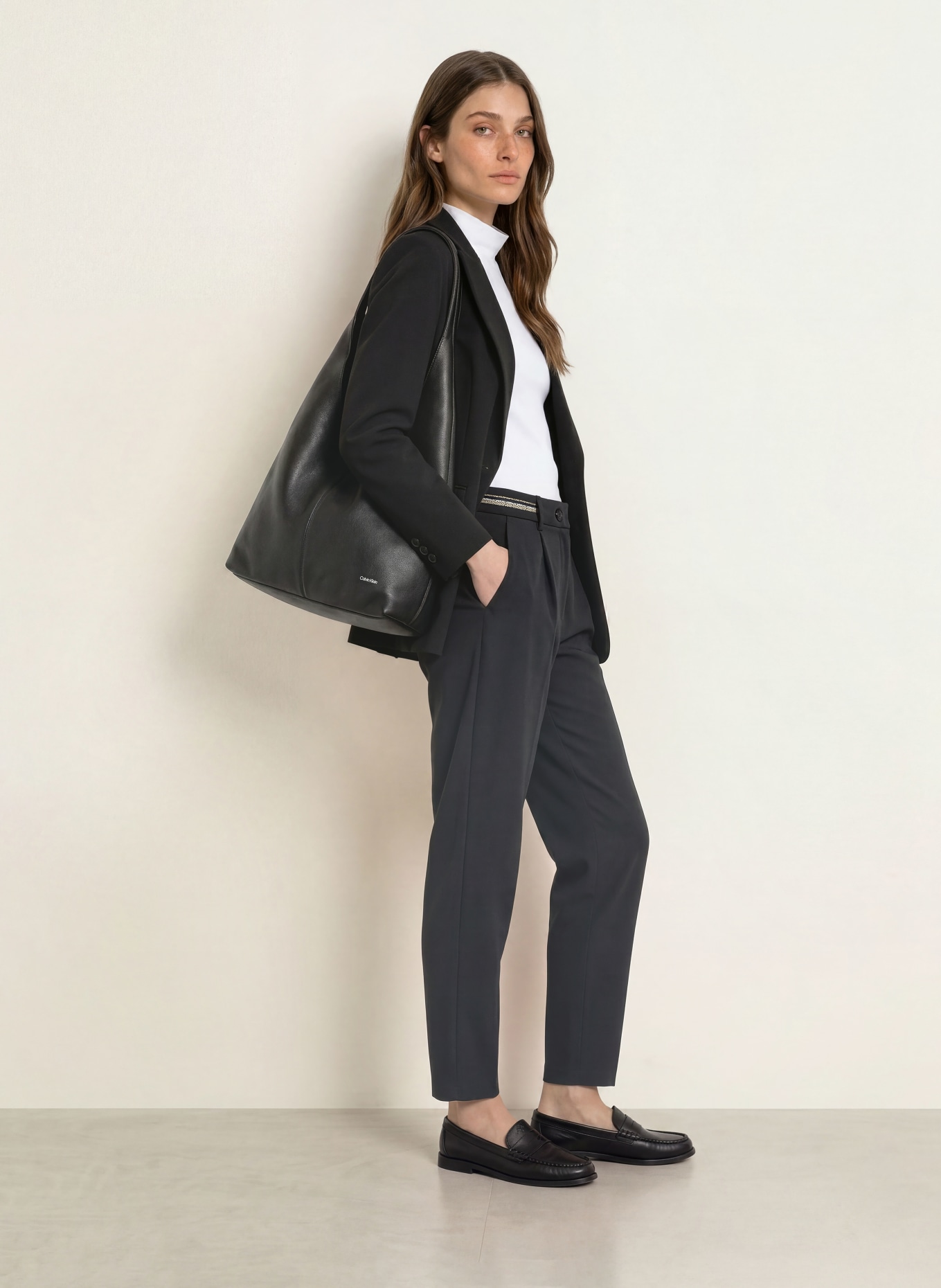 MARC CAIN Pants FAQUS: 900 black new