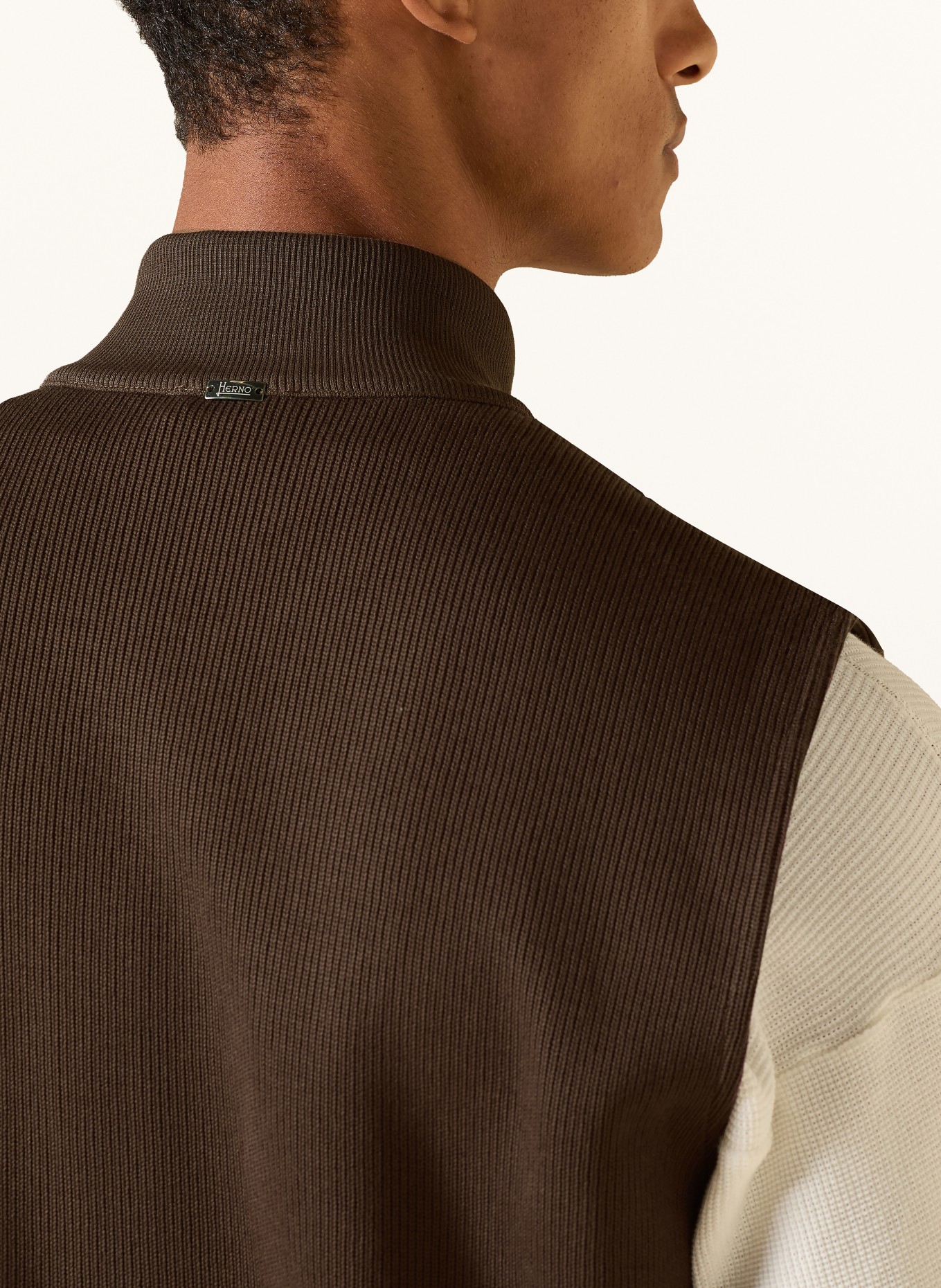 HERNO Weste im Materialmix: DUNKELBRAUN