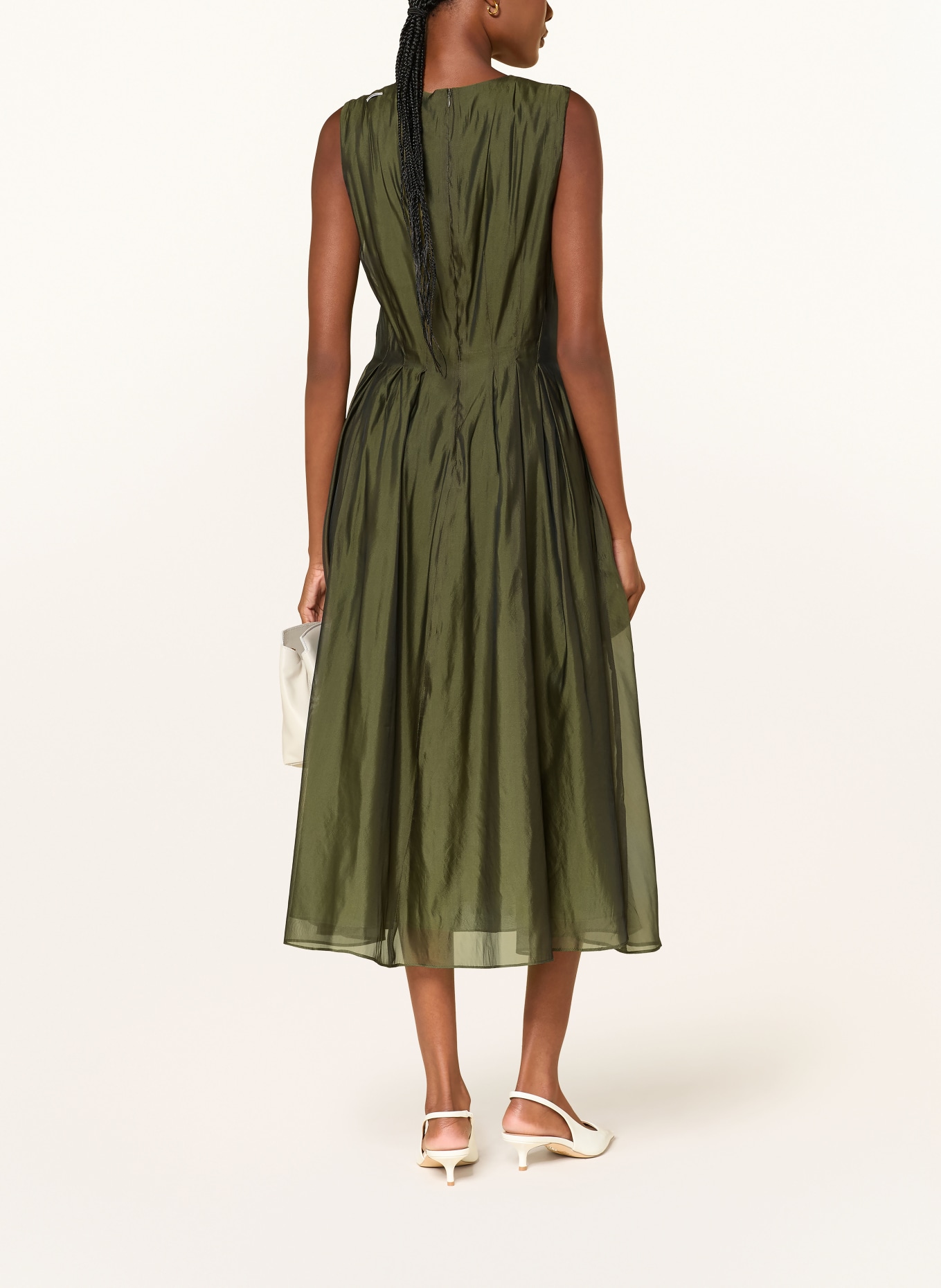 S Max Mara Aftonklänning WALLY med siden och plisseringar: KHAKI