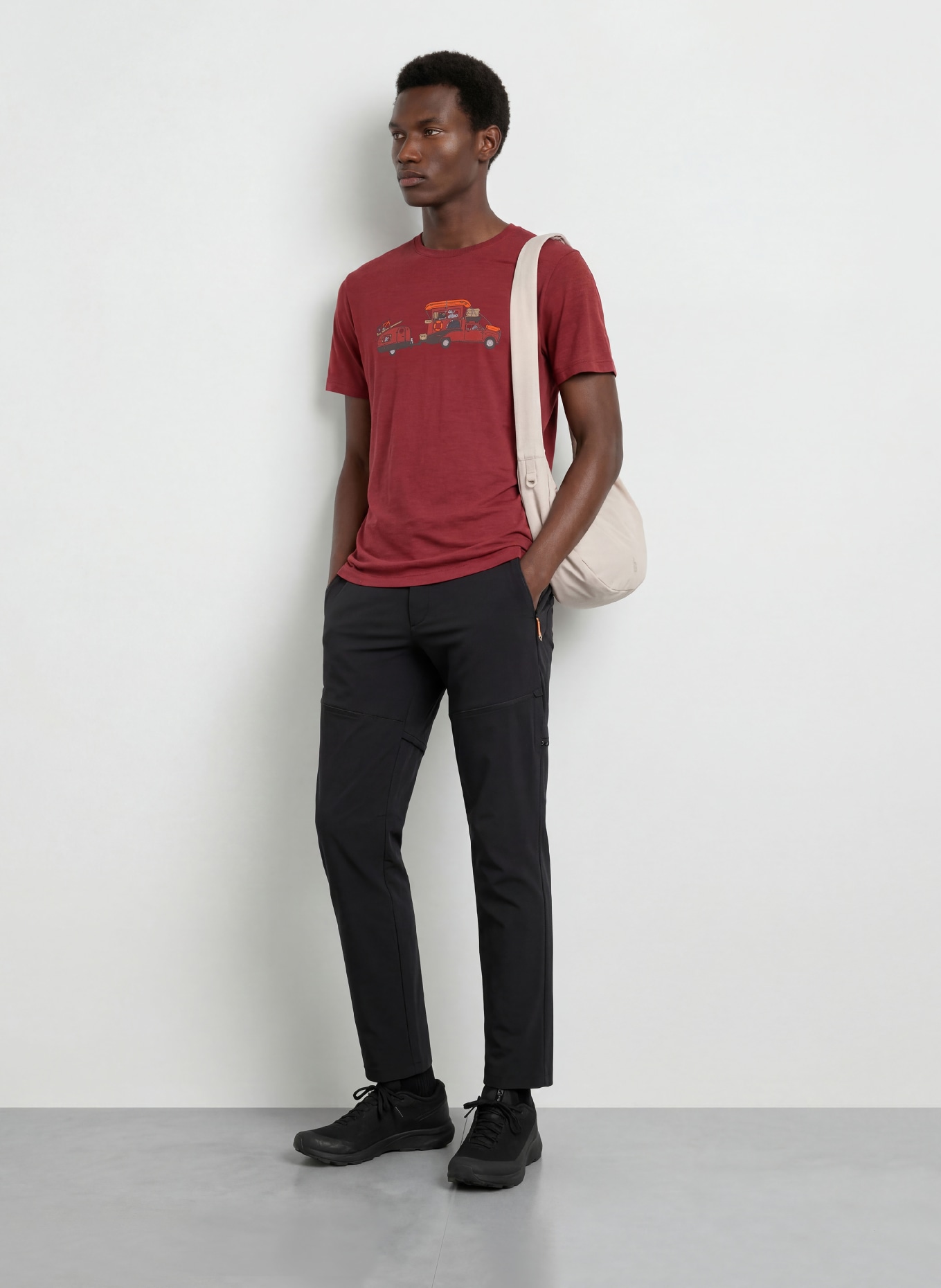 icebreaker Tricou MERINO 150 TECH LITE: ROȘU ÎNCHIS