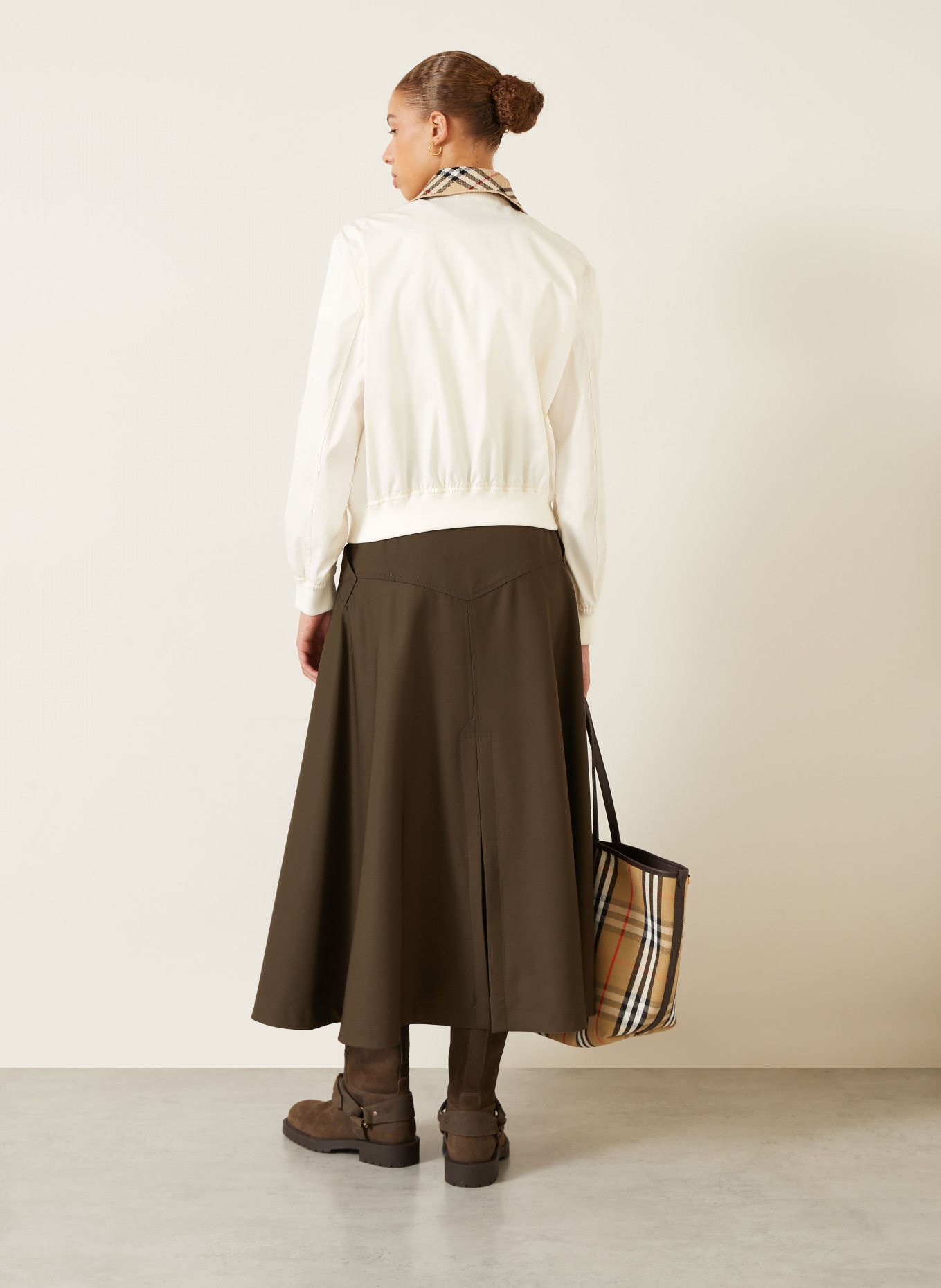 BURBERRY HAYFIELD Bomber jacket: CREAM / BEIGE / RED