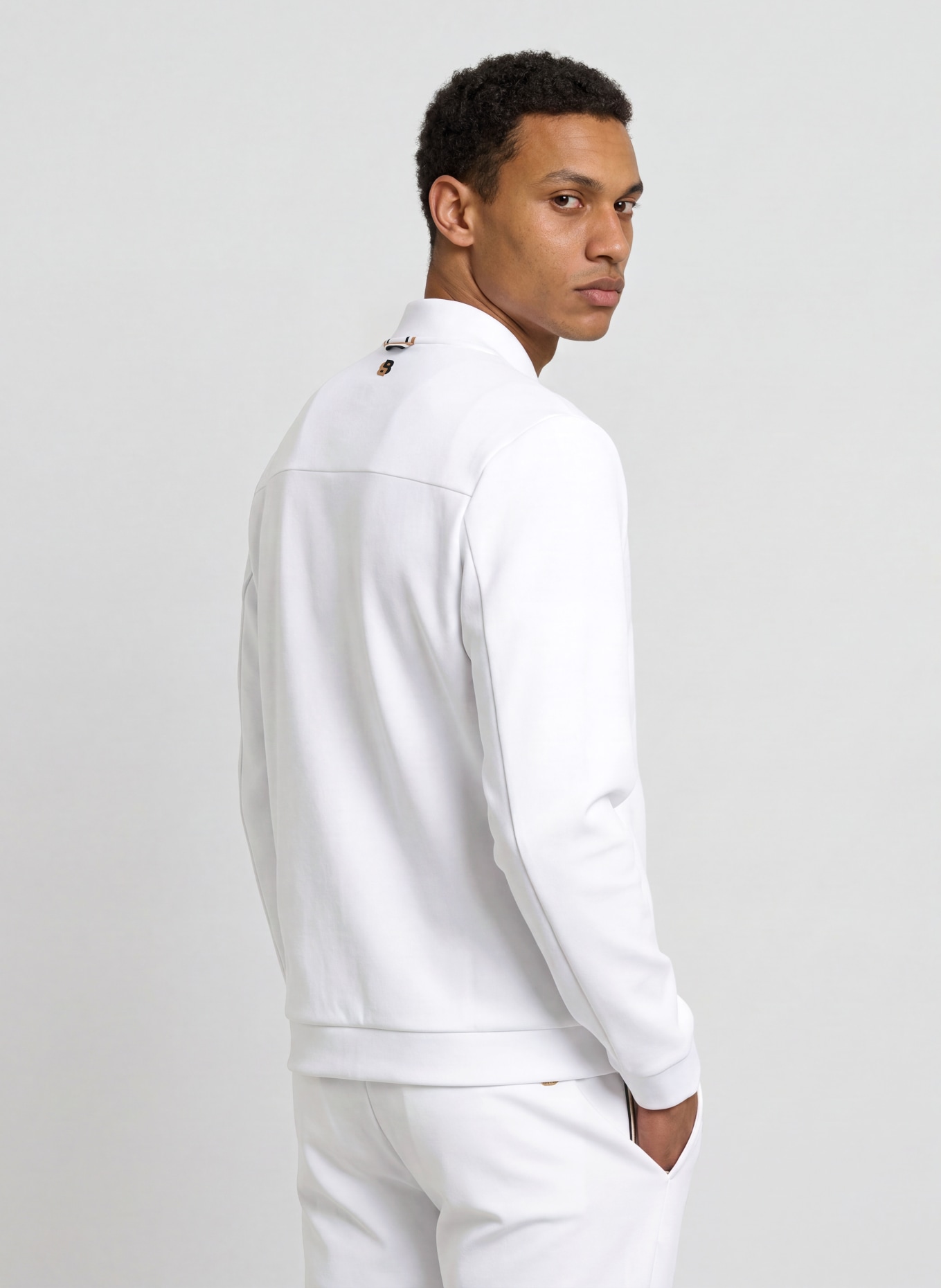 BOSS Tennisjacke ACTIVE: WEISS / BEIGE / SCHWARZ