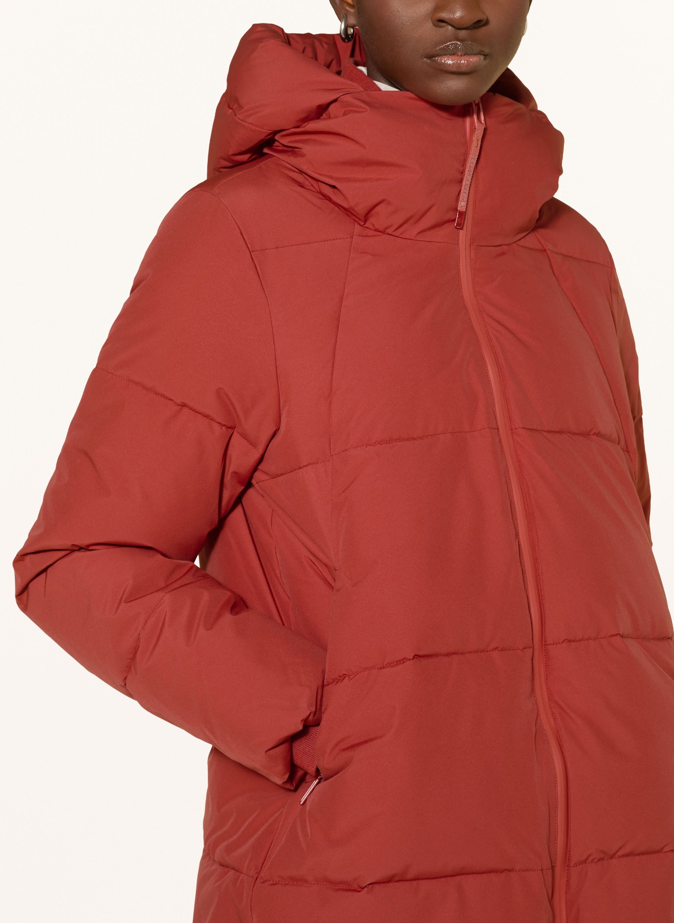 JEANNE BARET Gewatteerde jas MYRTLE: ROOD