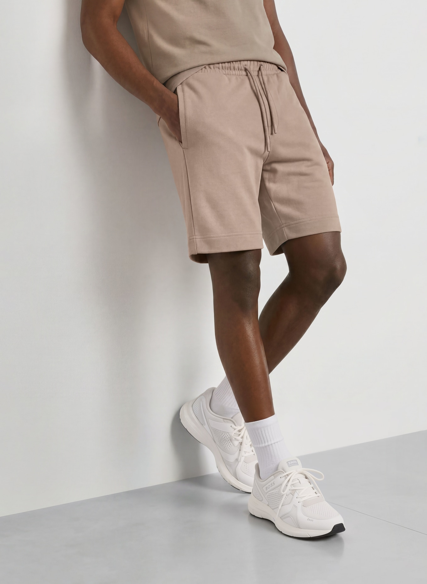 BOSS Sweatshorts JT: KHAKI