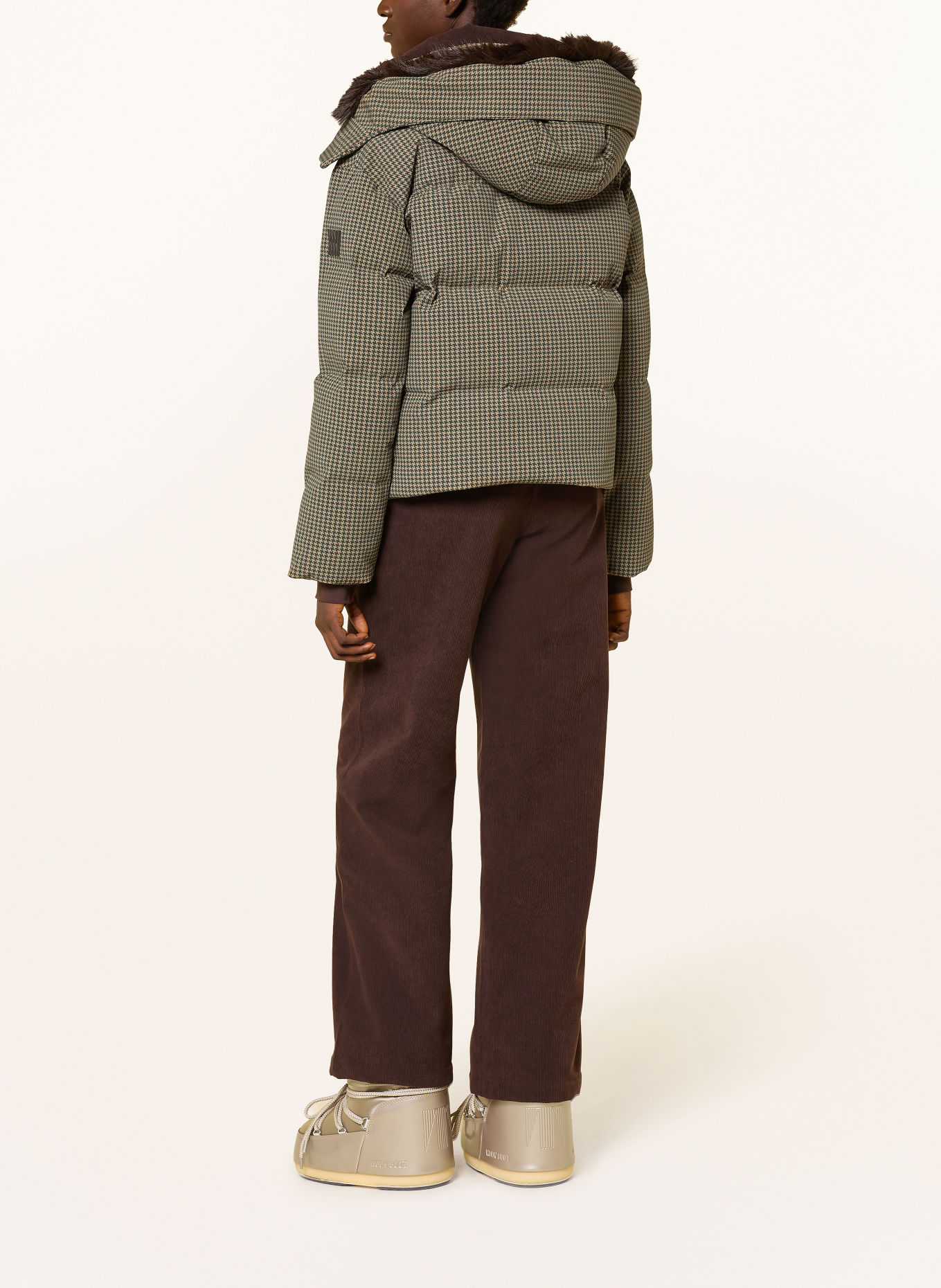 WE NORWEGIANS GLENSHEE Down Ski Jacket with Faux Fur: CAMEL / BROWN / GREEN