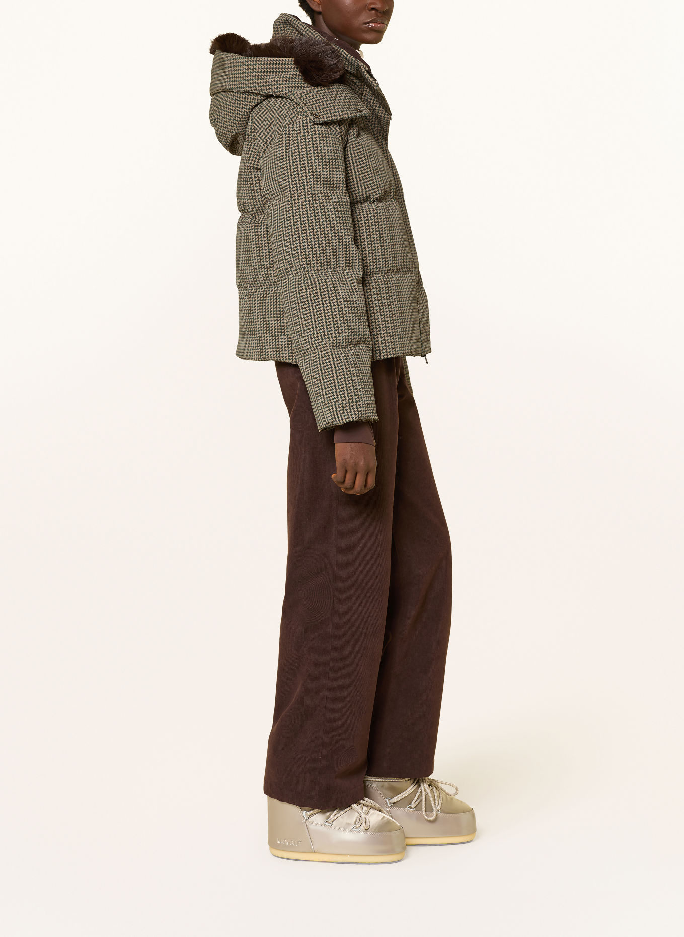 WE NORWEGIANS GLENSHEE Down Ski Jacket with Faux Fur: CAMEL / BROWN / GREEN