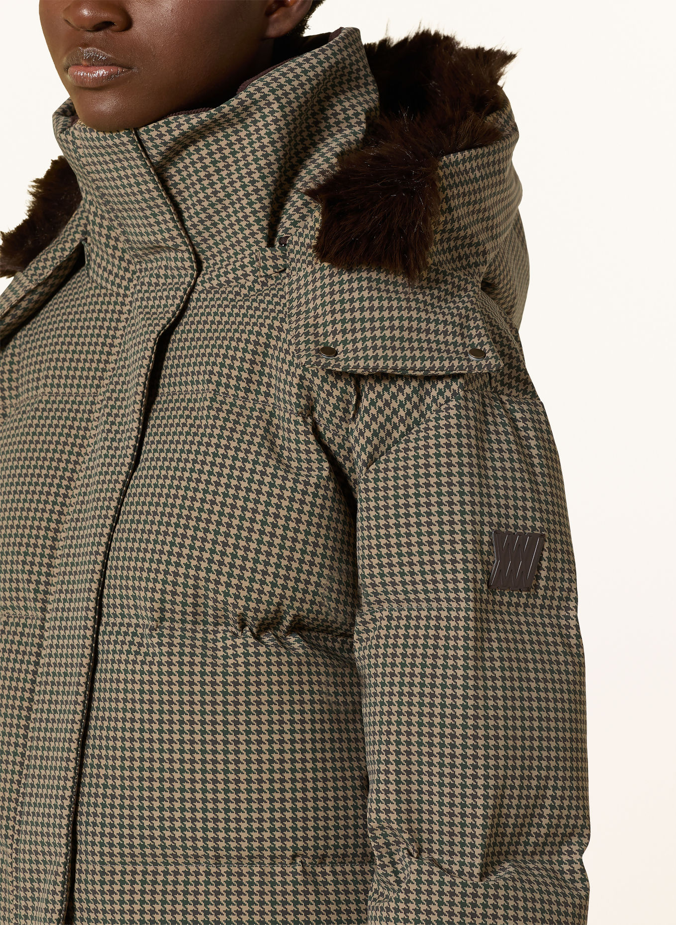 WE NORWEGIANS GLENSHEE Down Ski Jacket with Faux Fur: CAMEL / BROWN / GREEN