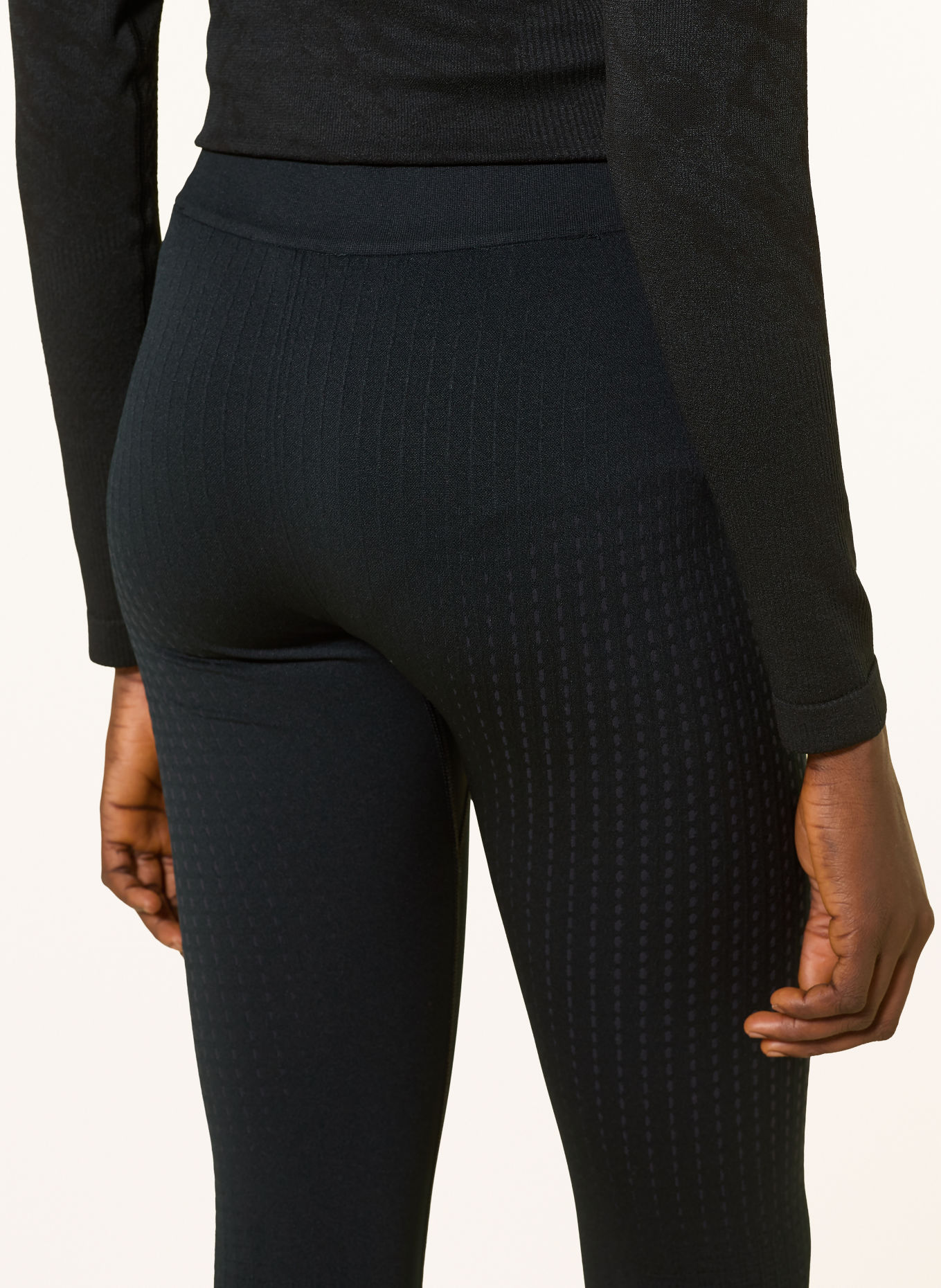 odlo PERFORMANCE WARM functional underwear pants with cropped leg length: BLACK