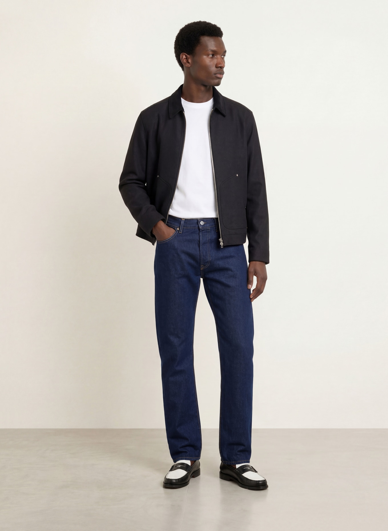 Levi's® Jeans 501 Regular Fit: 83 Med Indigo - Flat Finish