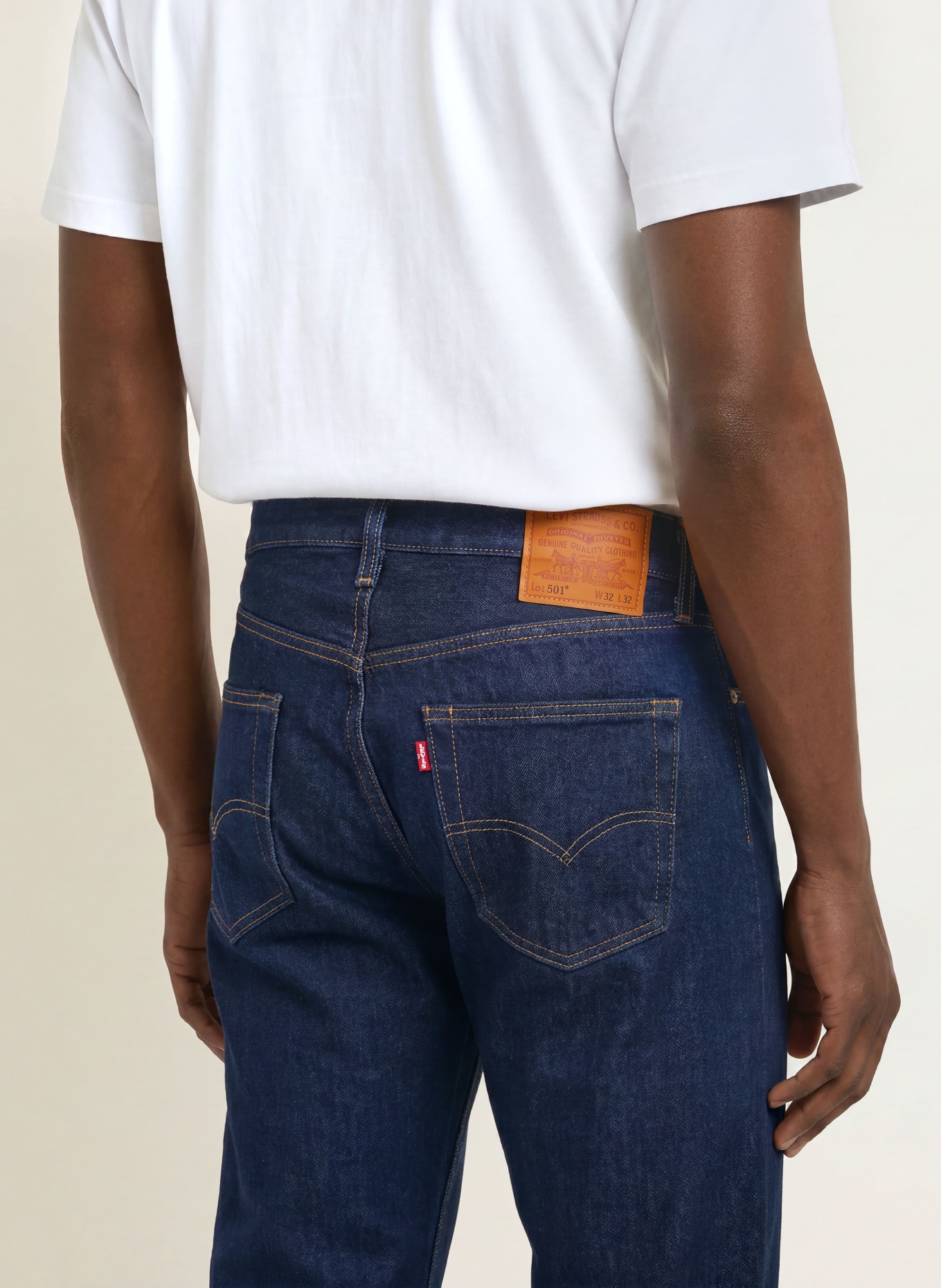 Levi's® Jeans 501 Regular Fit: 83 Med Indigo - Flat Finish