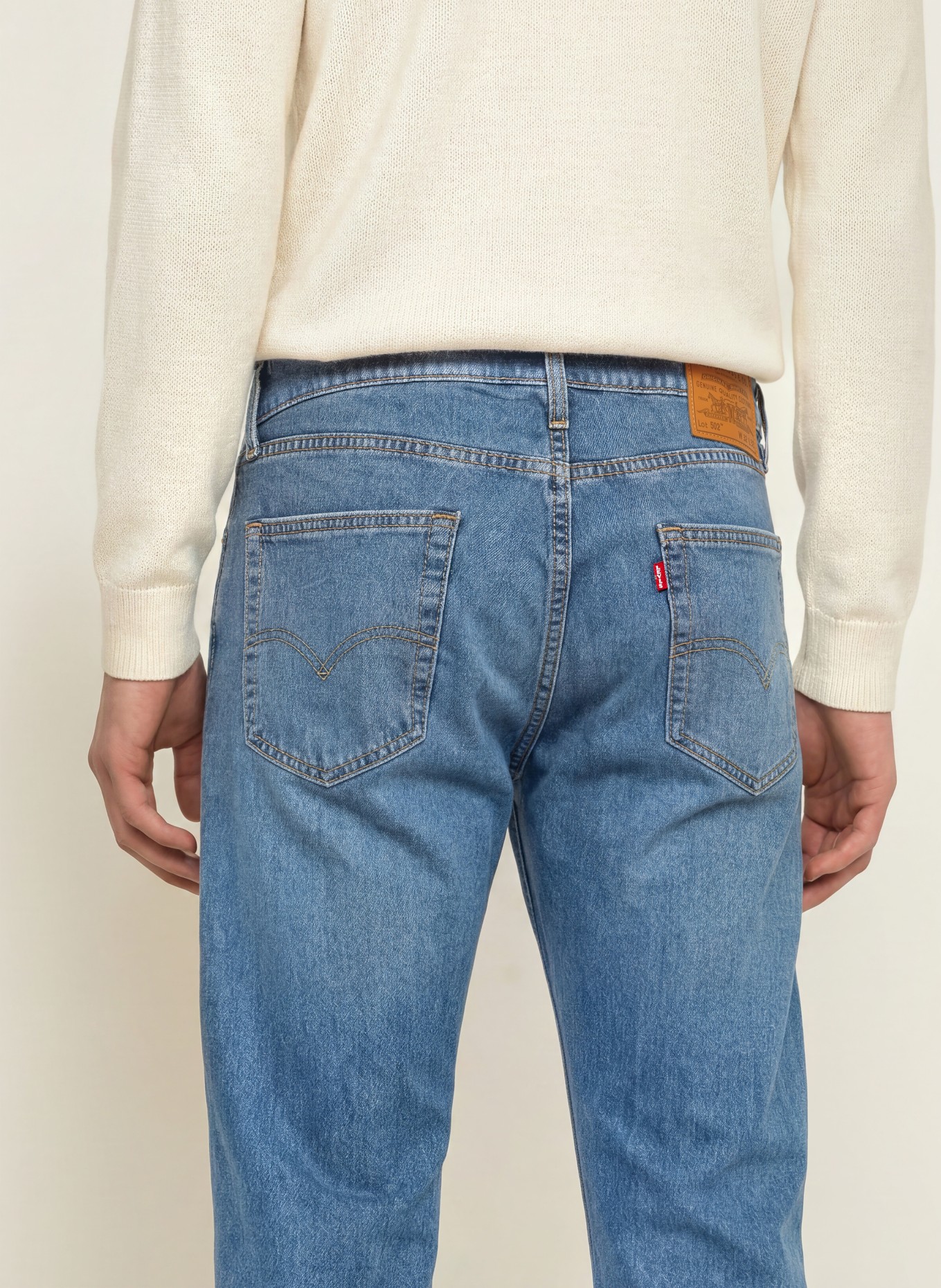 Levi's® Jeans 502 TAPER Tapered Fit: 37 Med Indigo - Worn In
