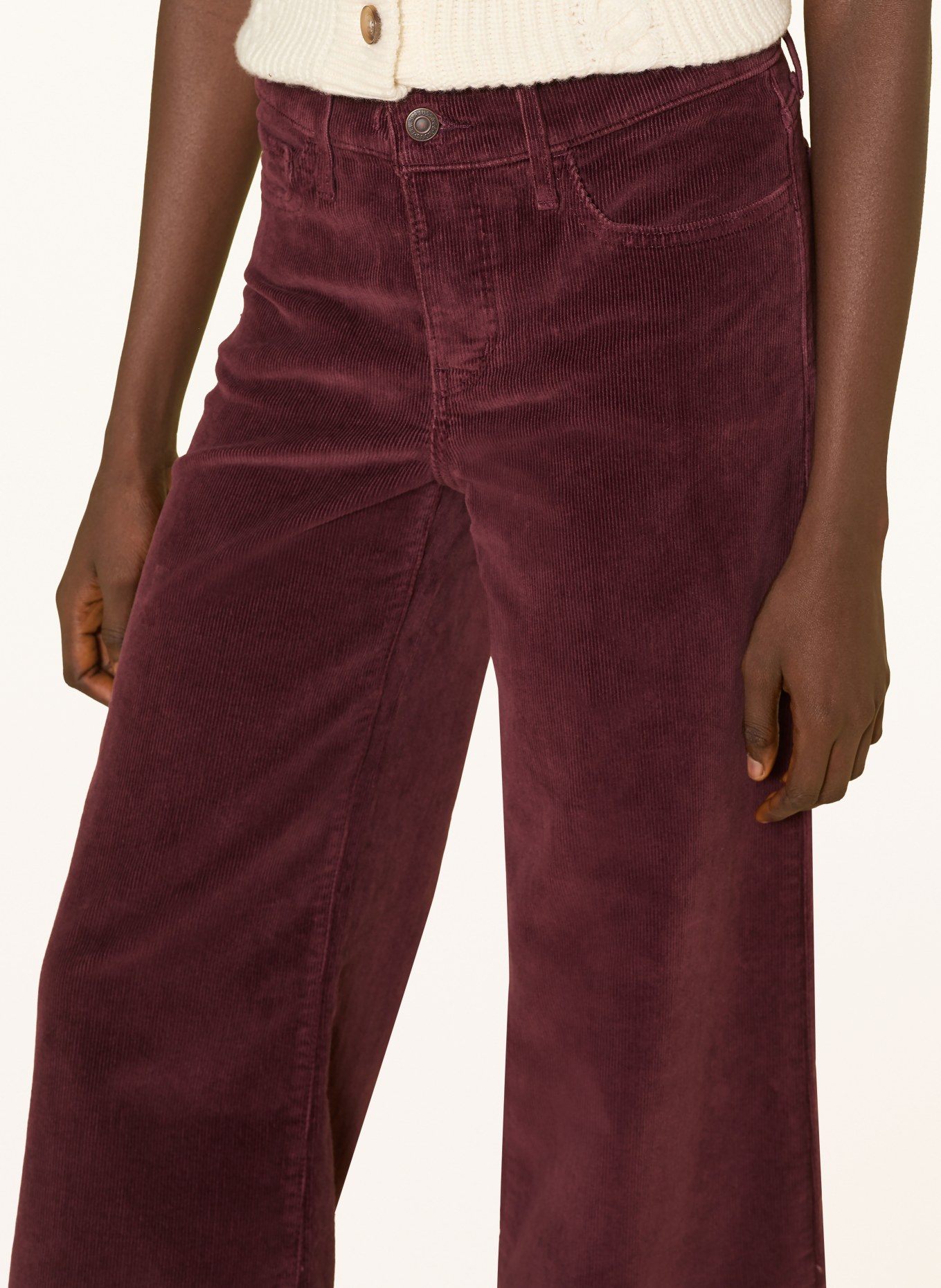 Levi's® Marlene-broek 318 SHAPING WIDE LEG van corduroy: DONKERROOD
