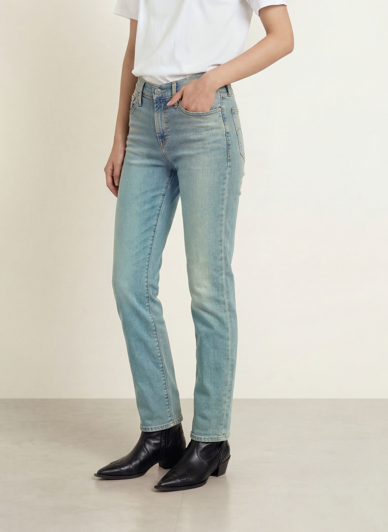 Levi's® Blugi drepți 314 SHAPING STRAIGHT: 35 Med Indigo - Worn In