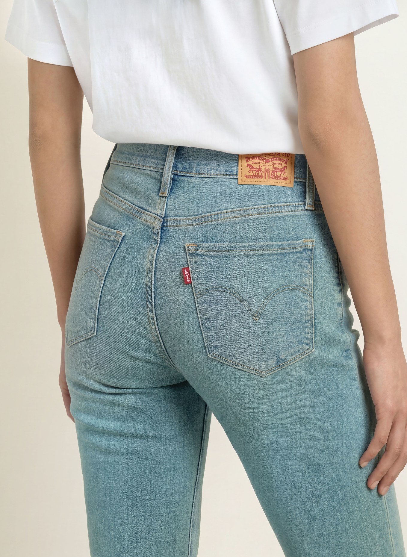 Levi's® Blugi drepți 314 SHAPING STRAIGHT: 35 Med Indigo - Worn In