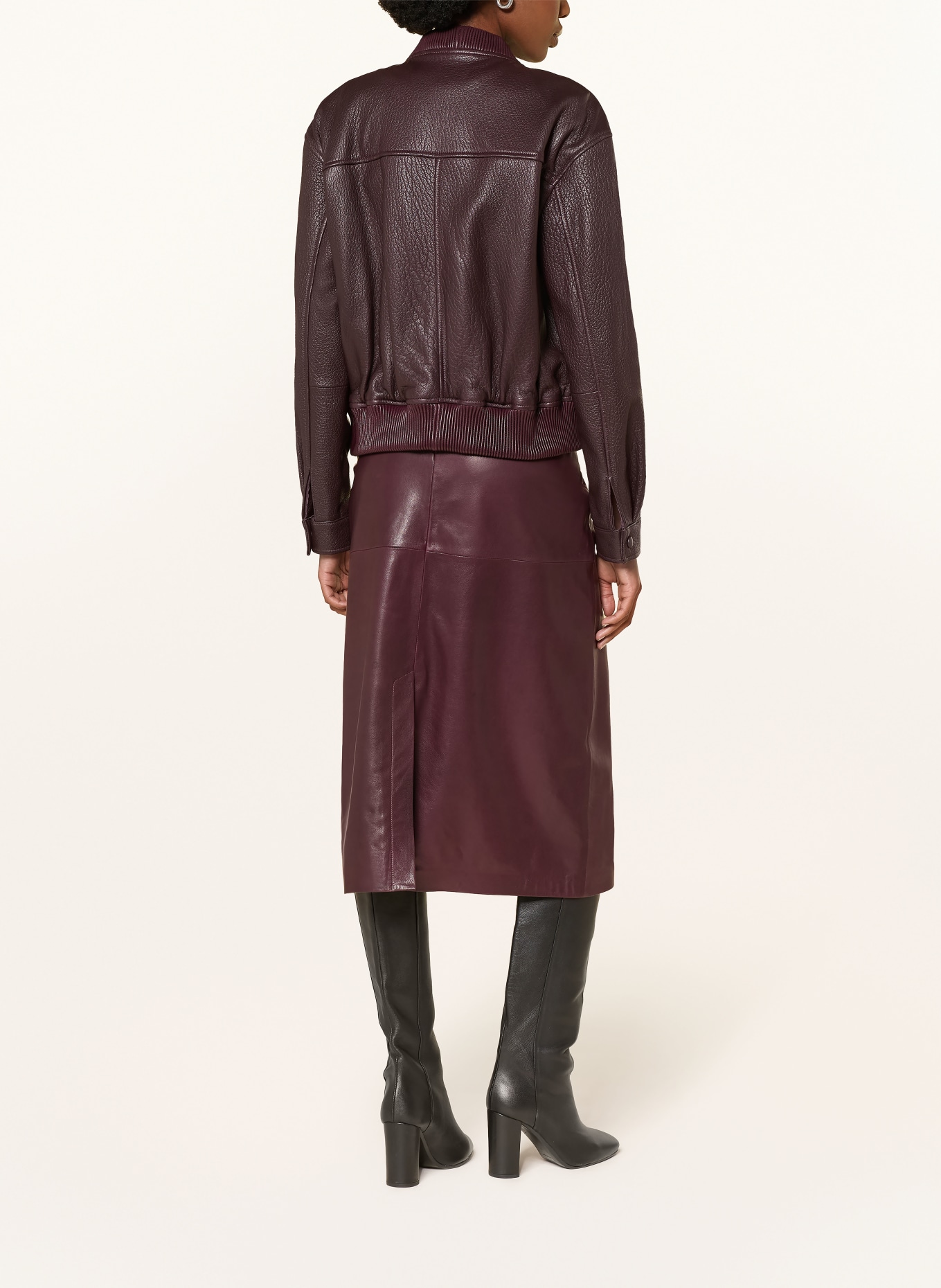 windsor. Jupe en cuir: LILAS FONCÉ