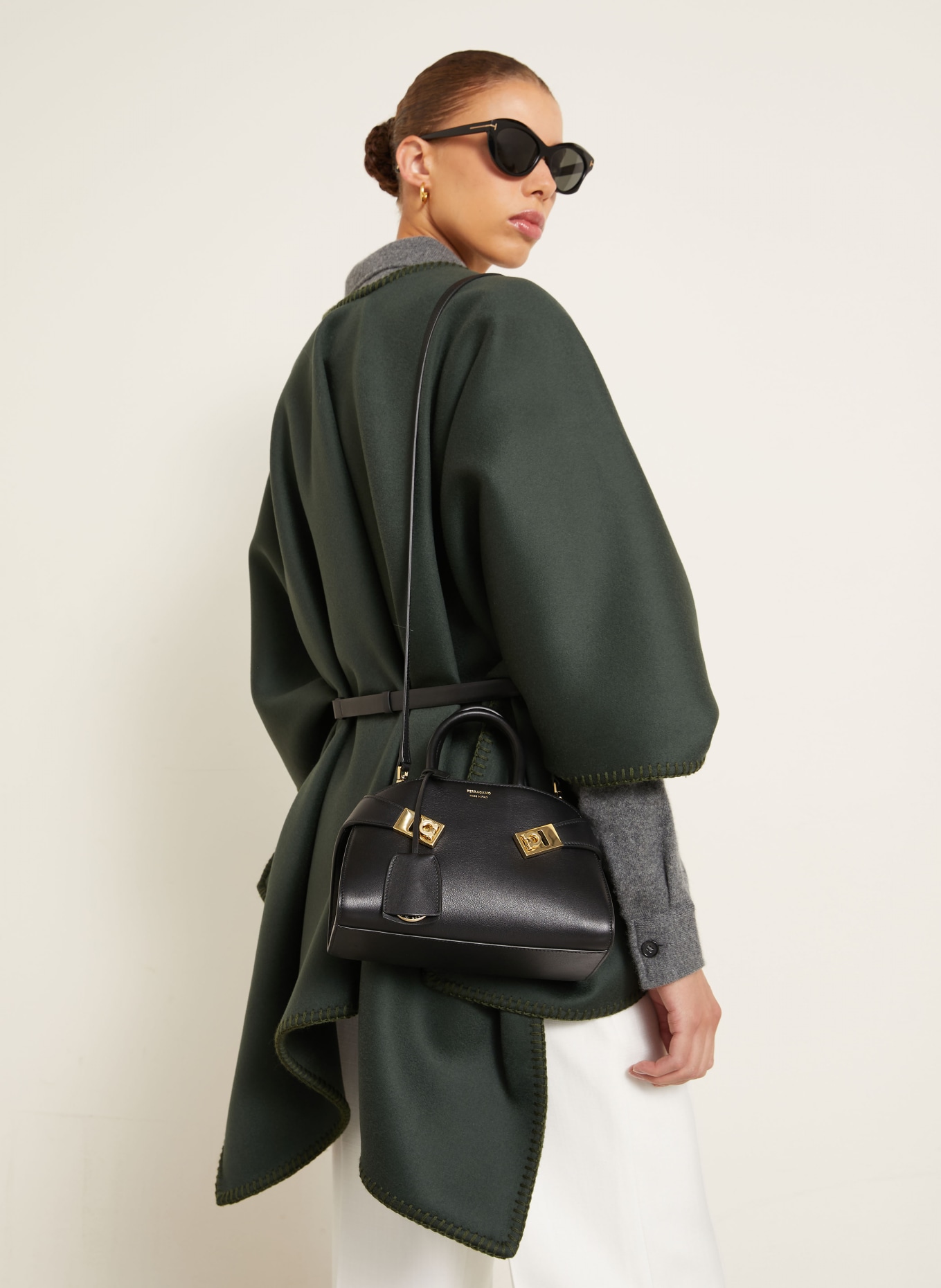 FERRAGAMO HUG MINI Crossbody Bag: BLACK / GOLD
