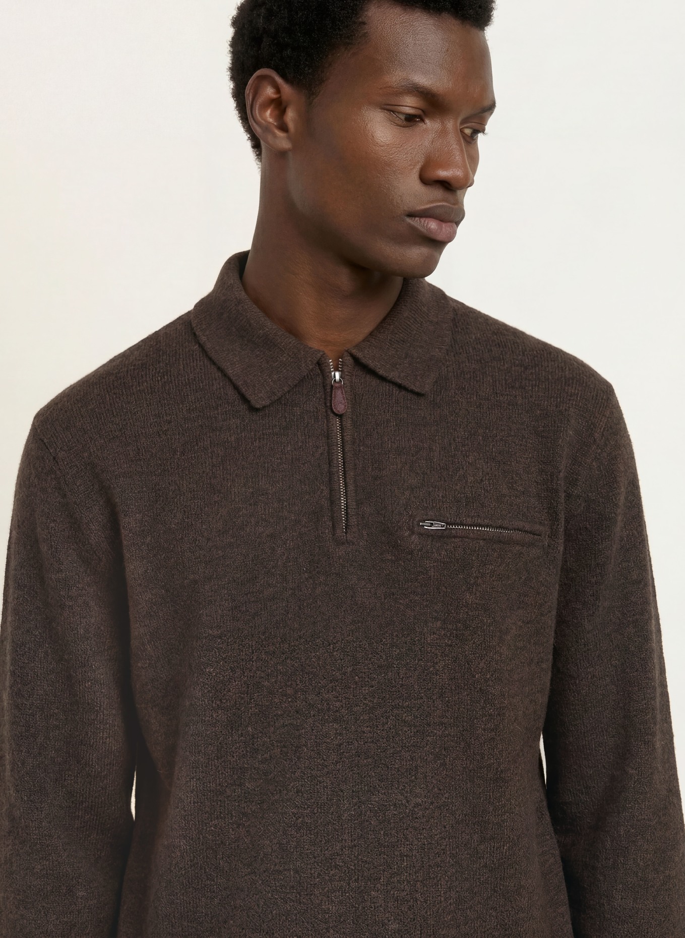 Levi's® Polo en maille, coupe décontractée: MARRON FONCÉ
