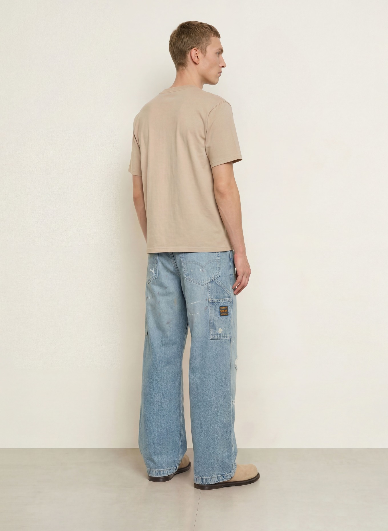 Levi's® T-Shirt: BEIGE