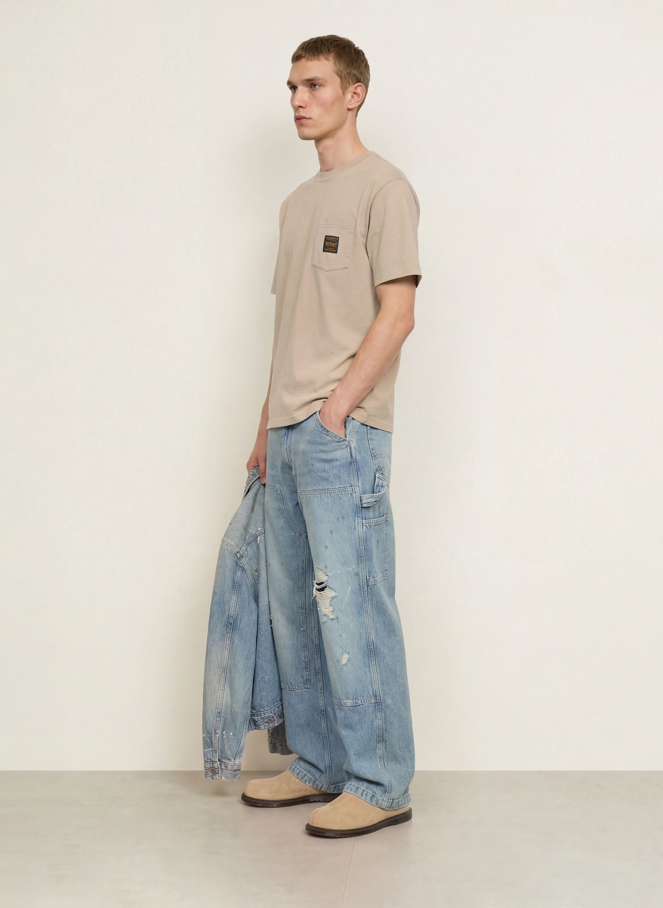 Levi's® T-Shirt: BEIGE